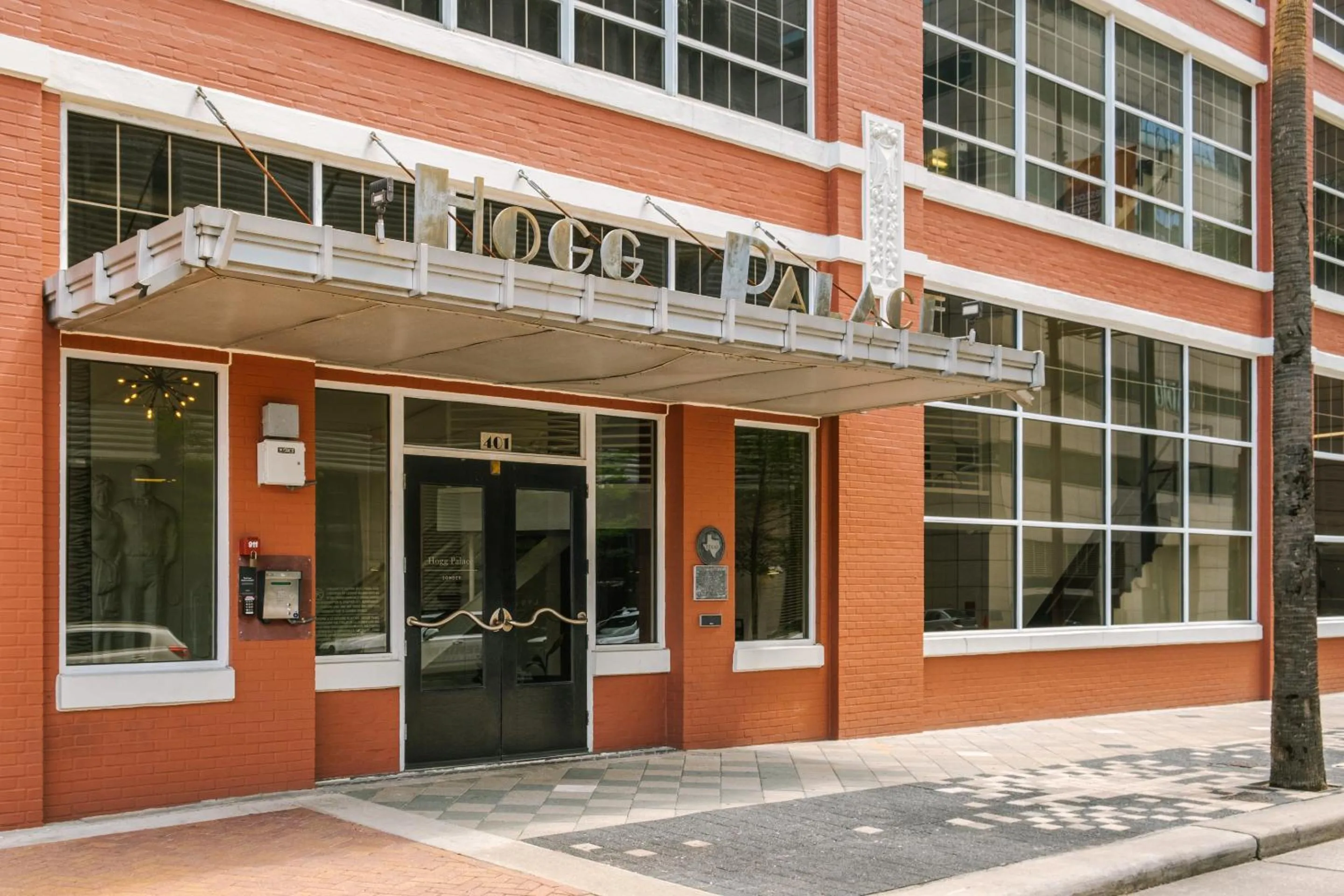 Property building in Sonder The Hogg Palace