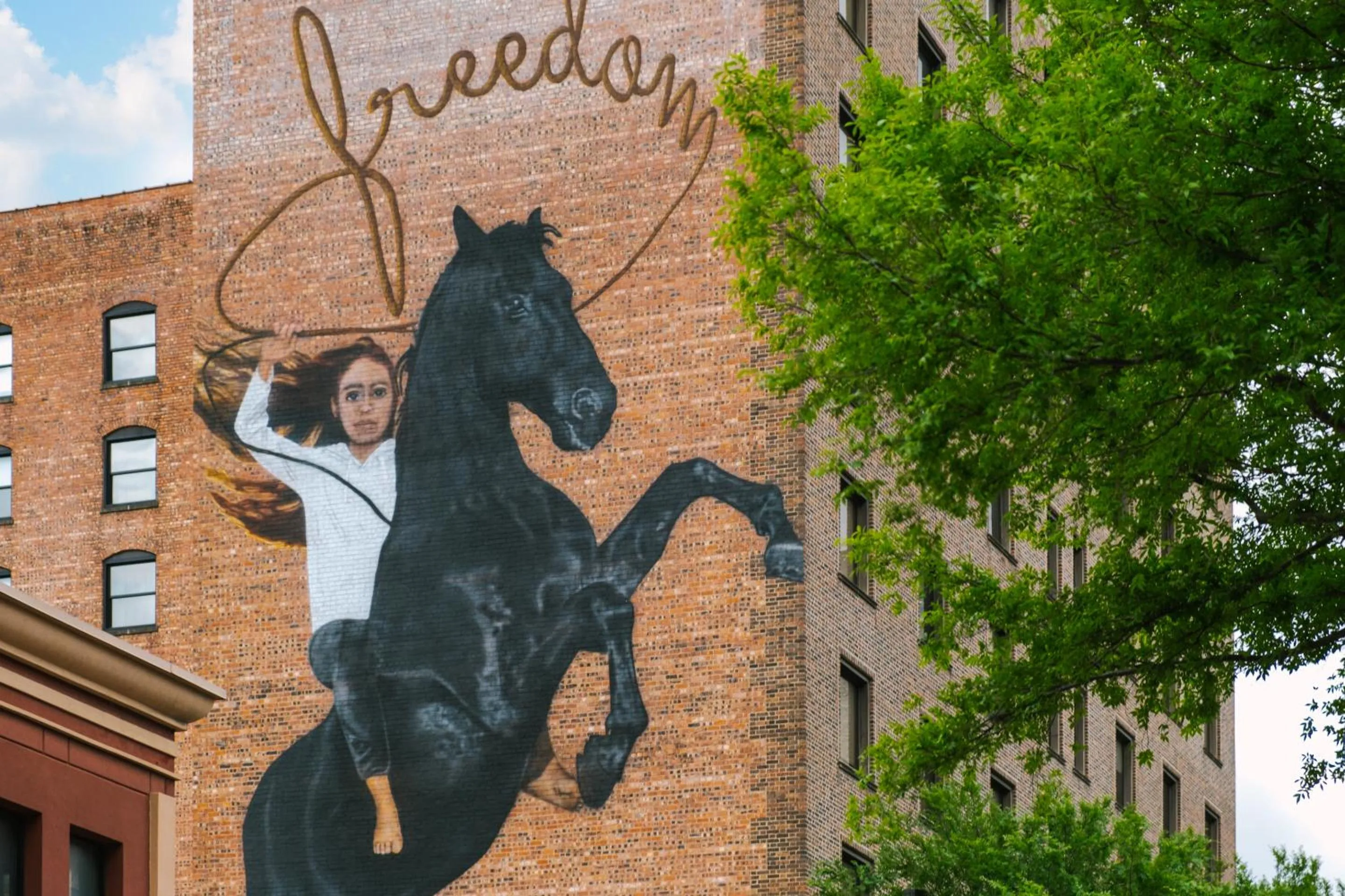 Nearby landmark in Sonder The Hogg Palace