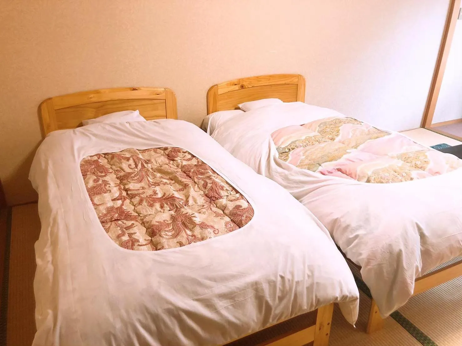 Bed in Shiobara Onsen Hotel Ohruri