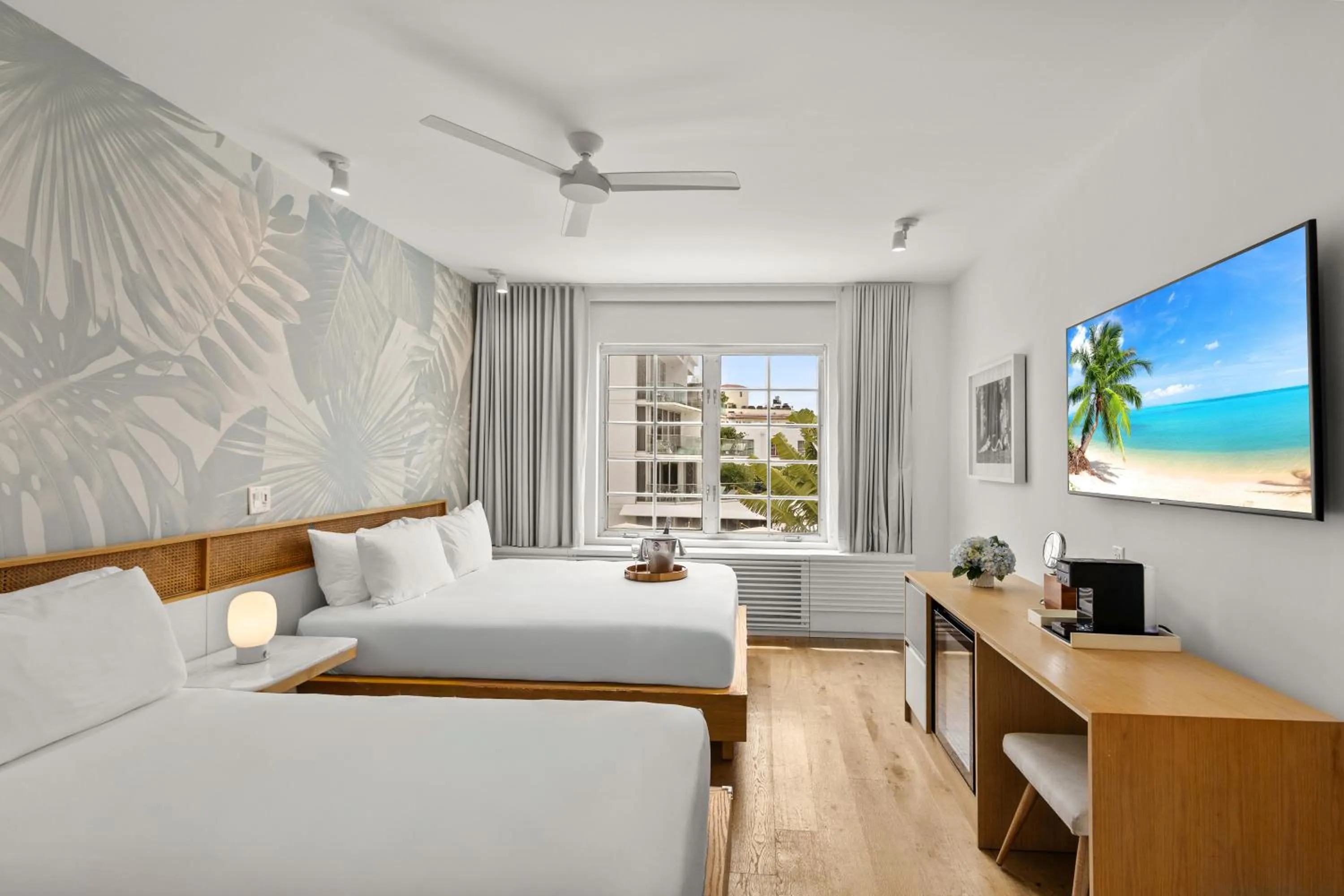 Bed in Park Central South Beach