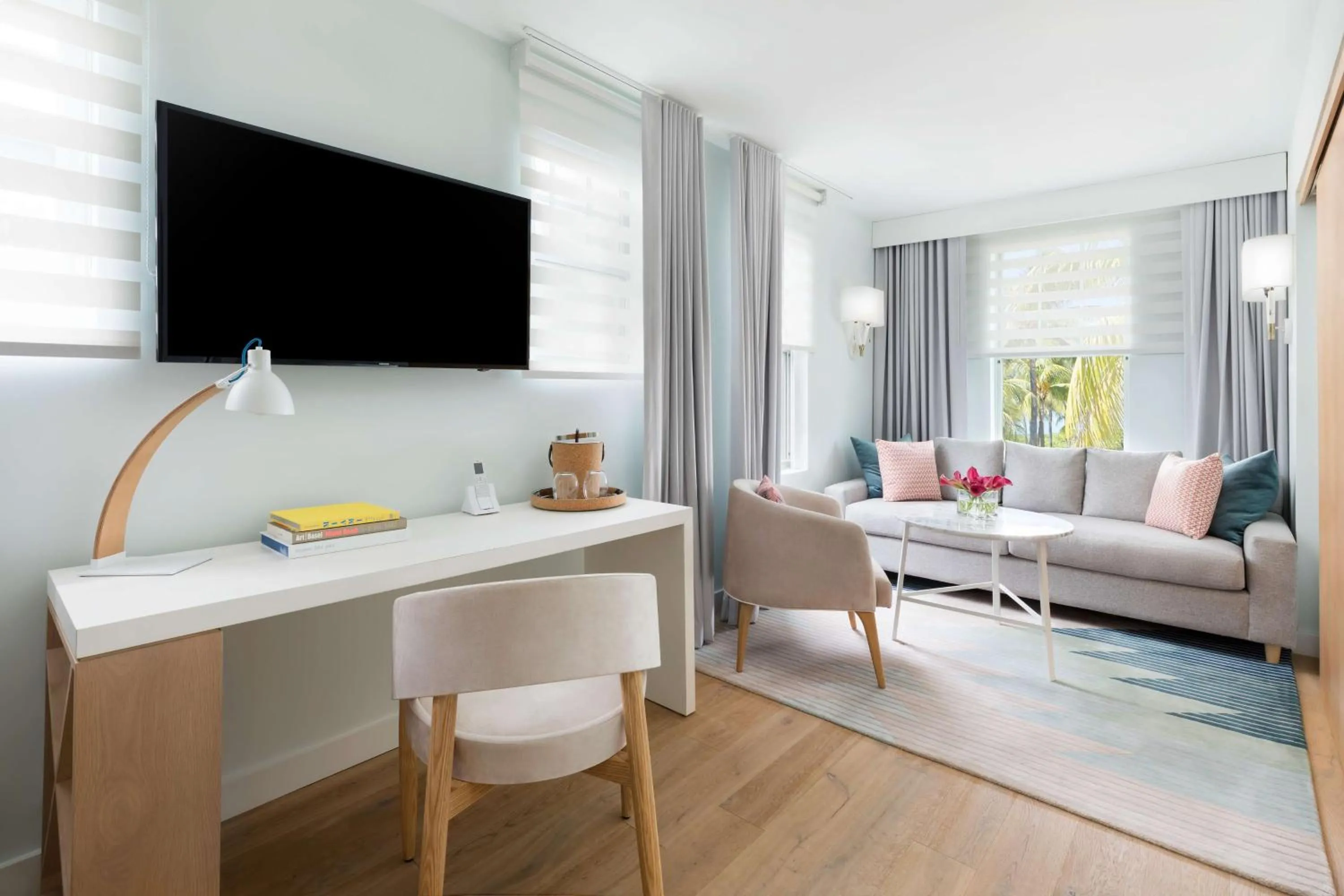 Bedroom in The Gabriel Miami South Beach, Curio Collection by Hilton