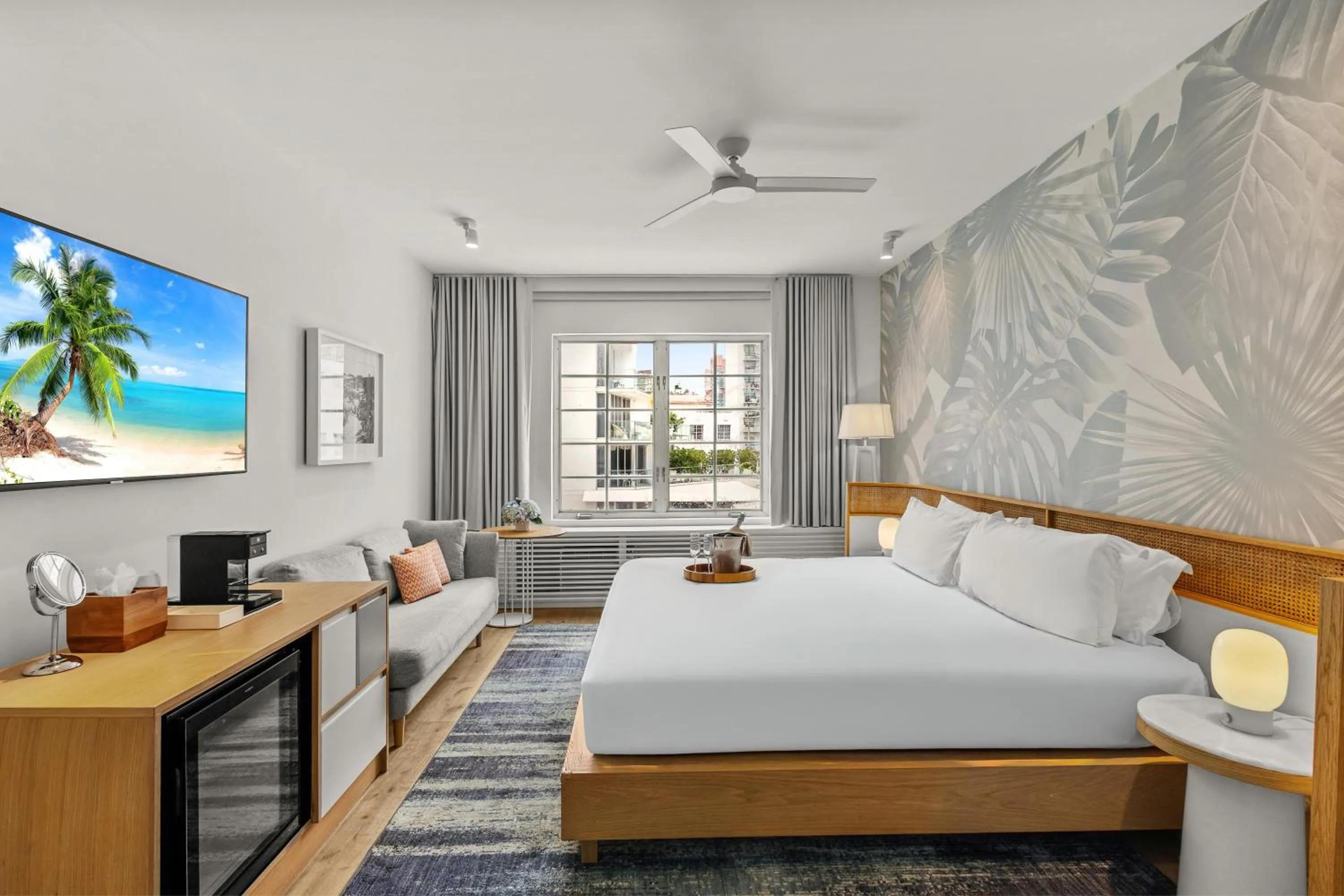 Bed in Park Central South Beach