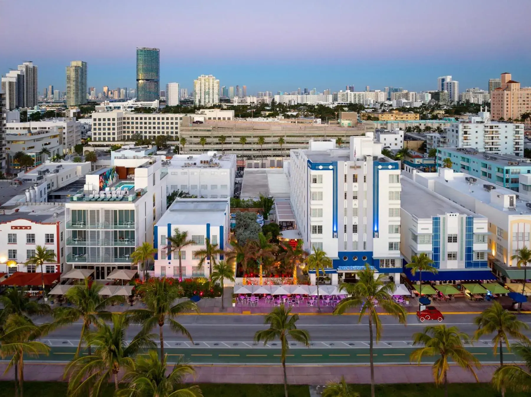 Property building in Park Central South Beach Property building in Park Central South Beach