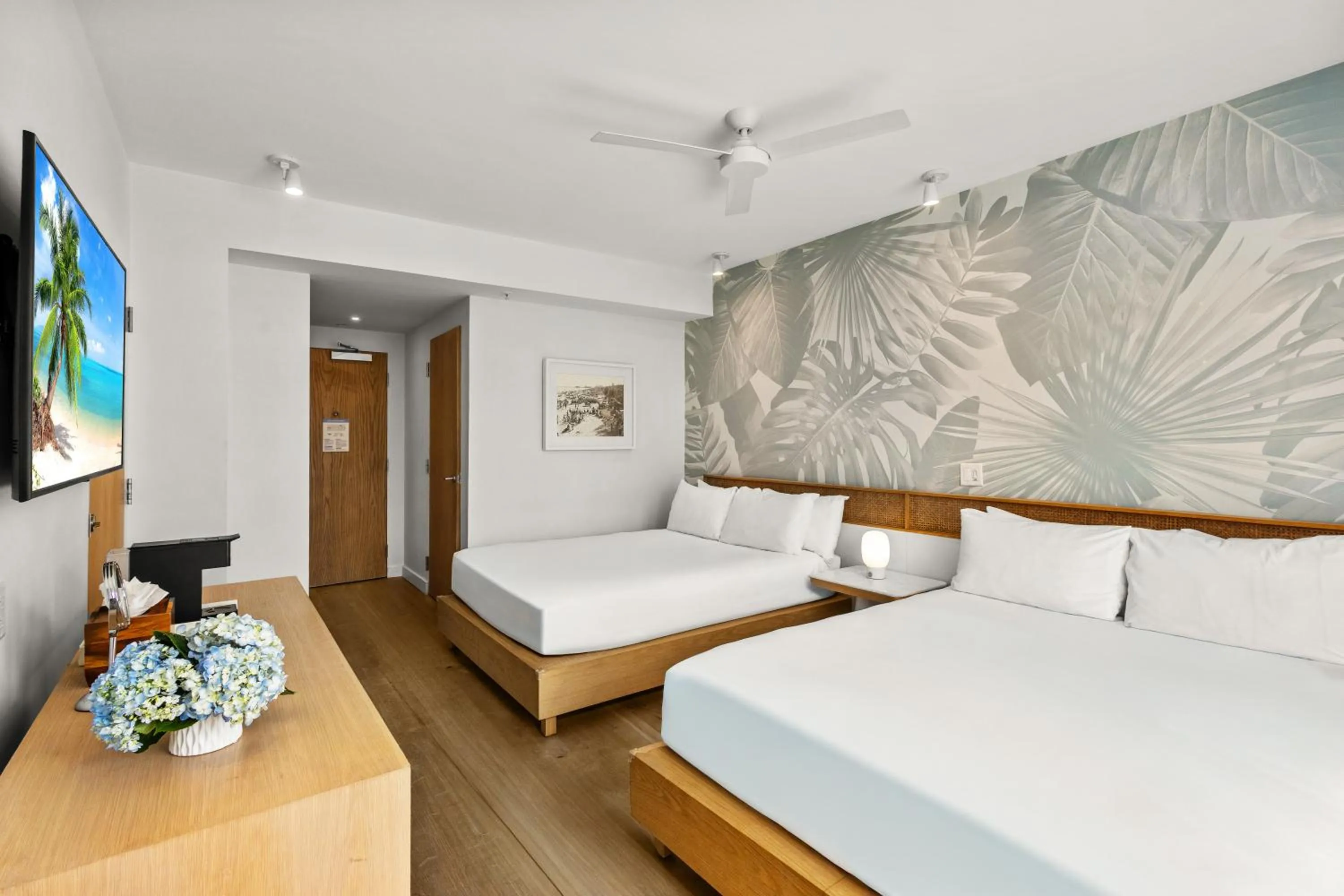 Bed in Park Central South Beach