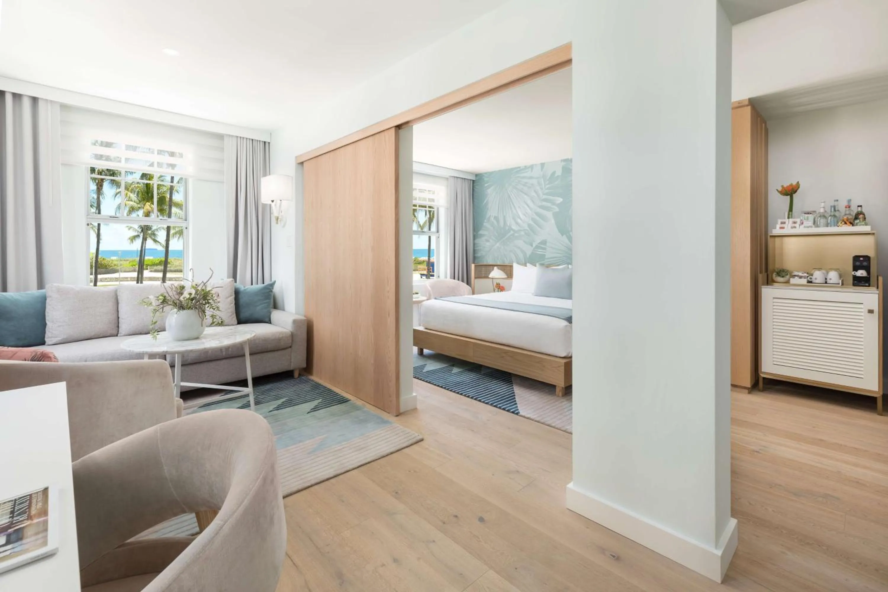 Bedroom, Bed in The Gabriel Miami South Beach, Curio Collection by Hilton