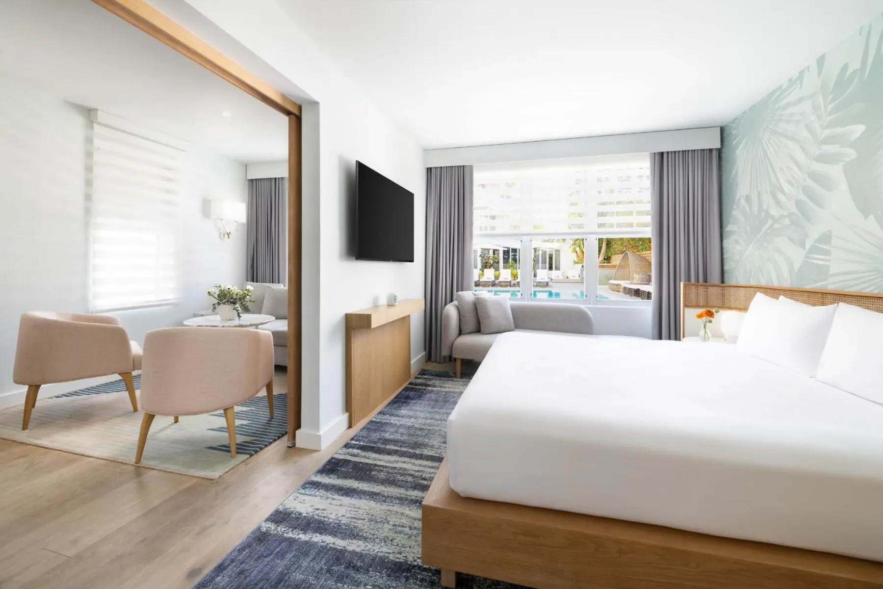 Bed in Park Central South Beach