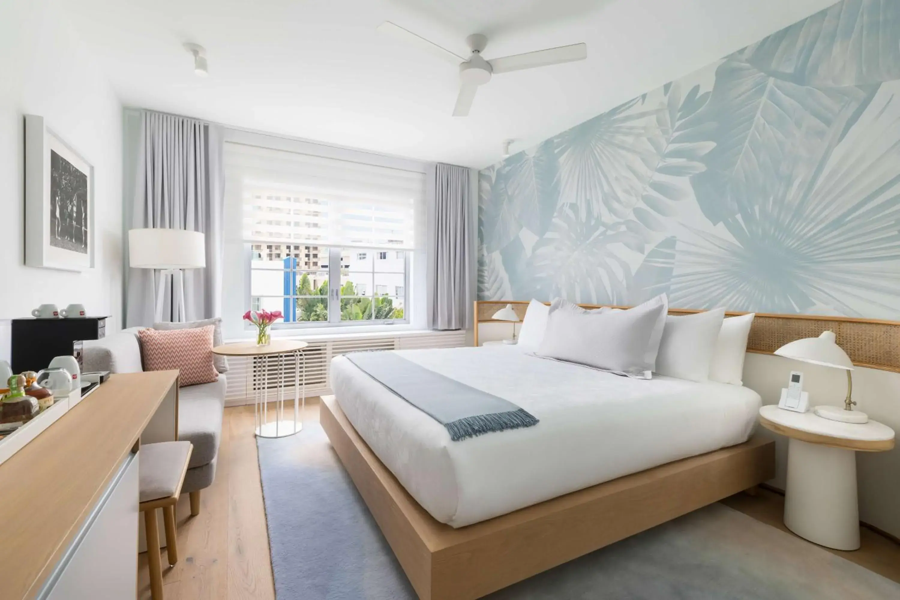 Deluxe King Room in Park Central South Beach Deluxe King Room in Park Central South Beach