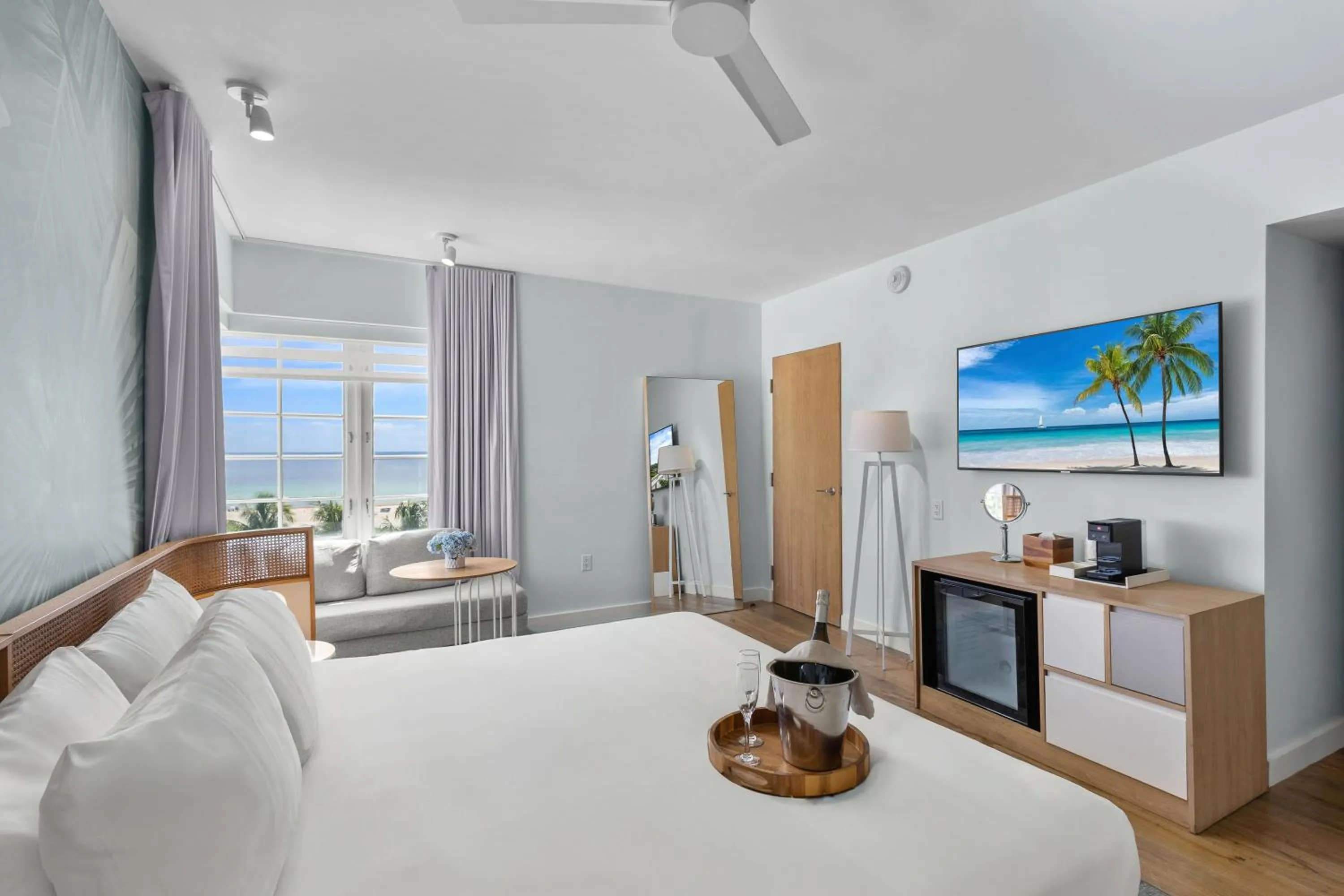 Bed in Park Central South Beach