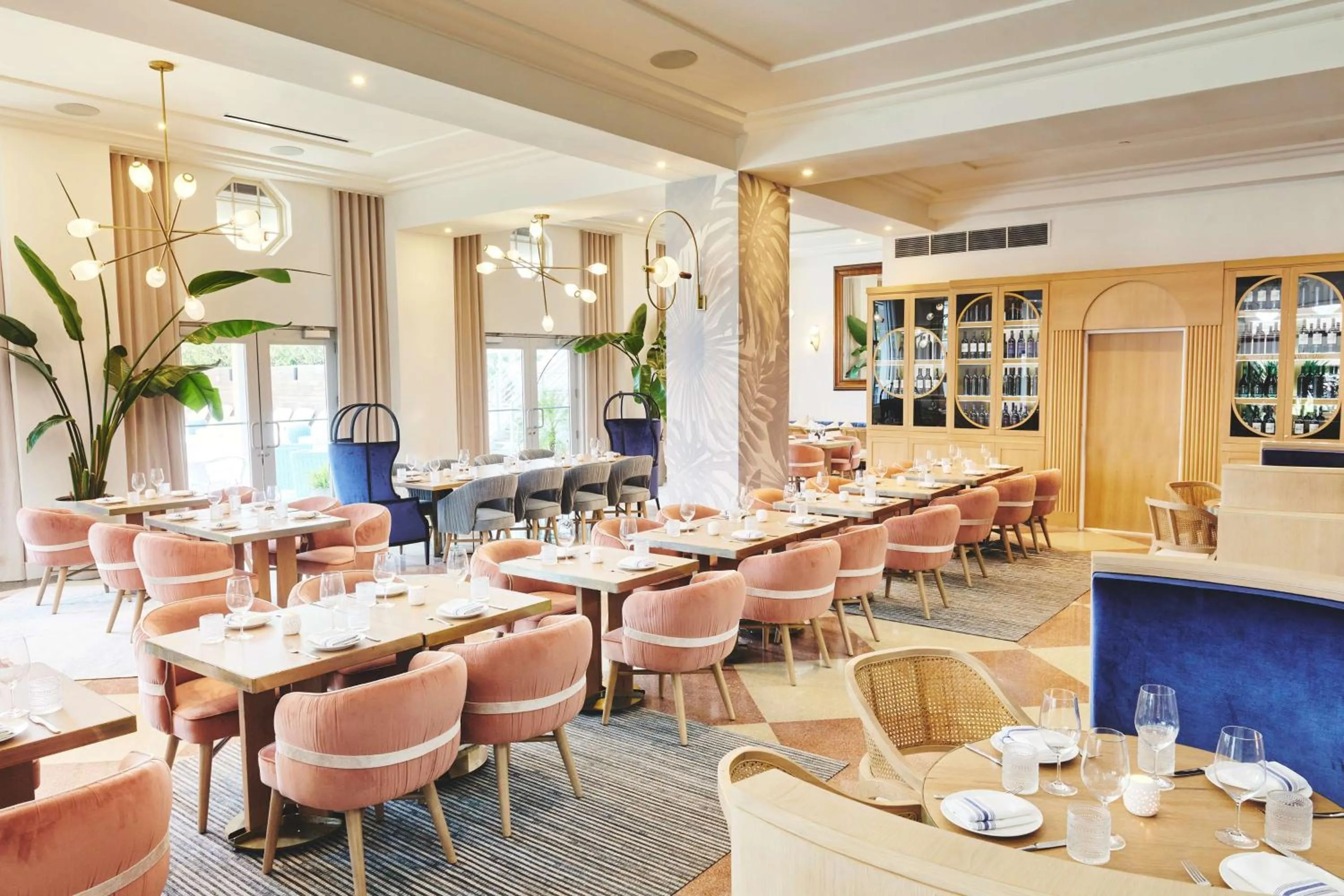 Restaurant/places to eat in The Gabriel Miami South Beach, Curio Collection by Hilton