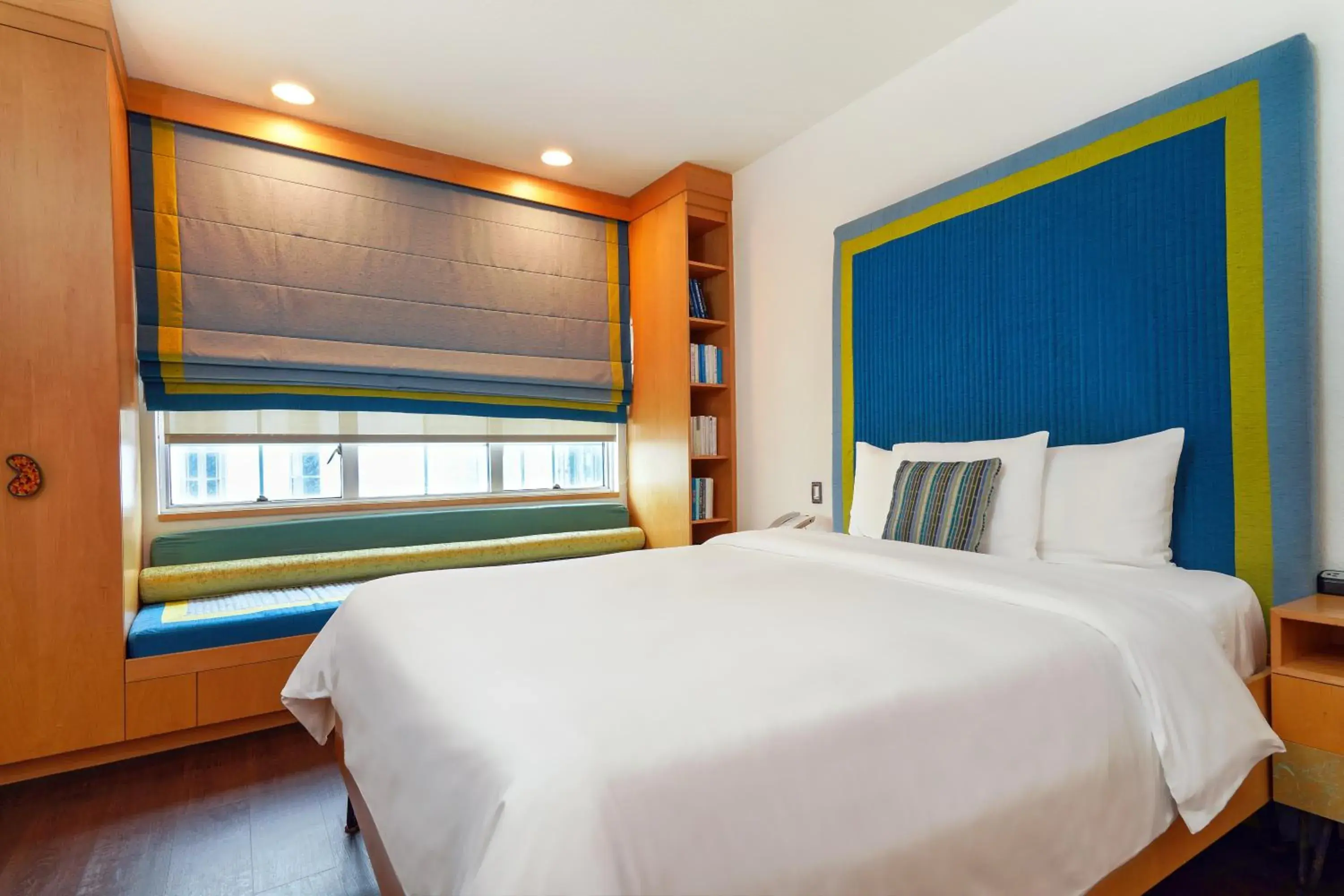 Collins Deluxe in The Tony Hotel South Beach Collins Deluxe in The Tony Hotel South Beach