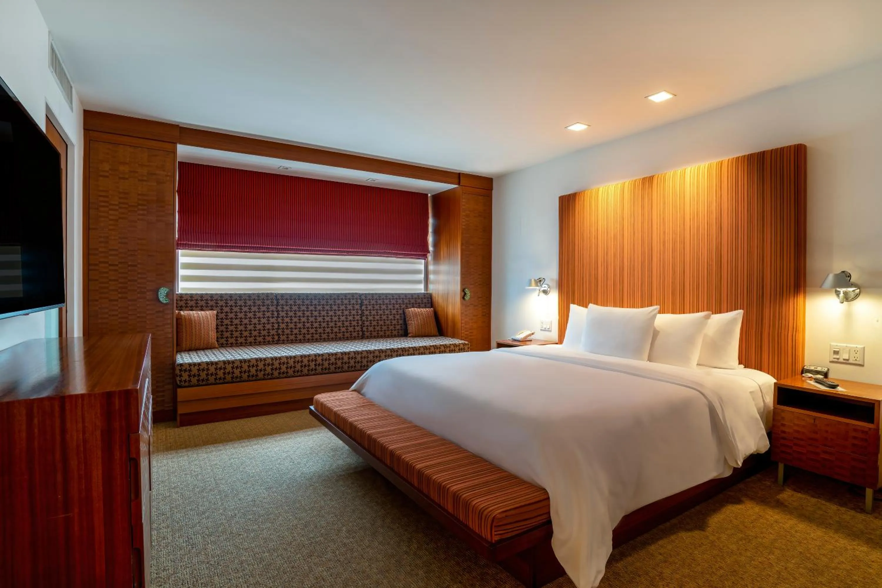 Bedroom, Bed in The Tony Hotel South Beach