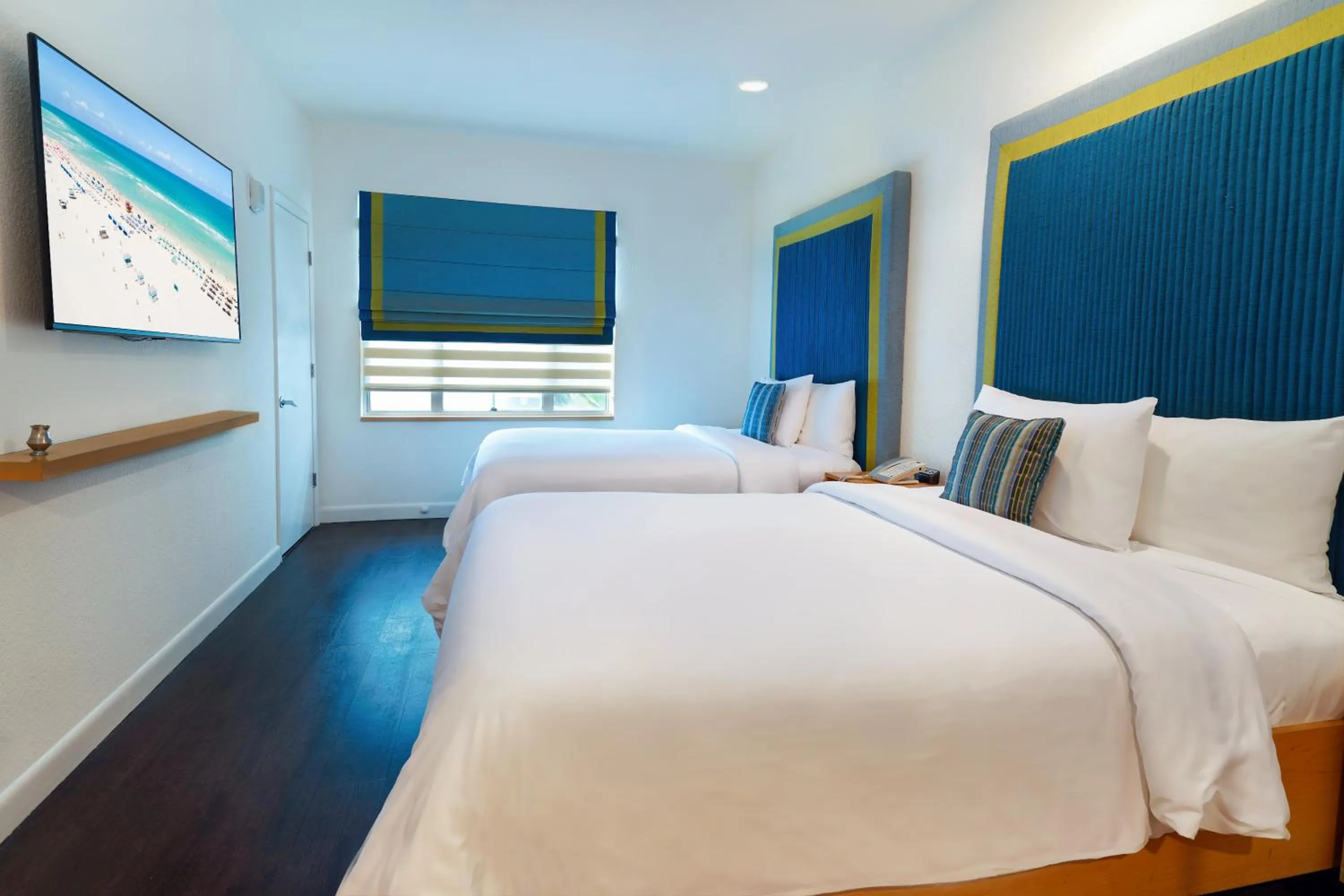 Bedroom, Bed in The Tony Hotel South Beach