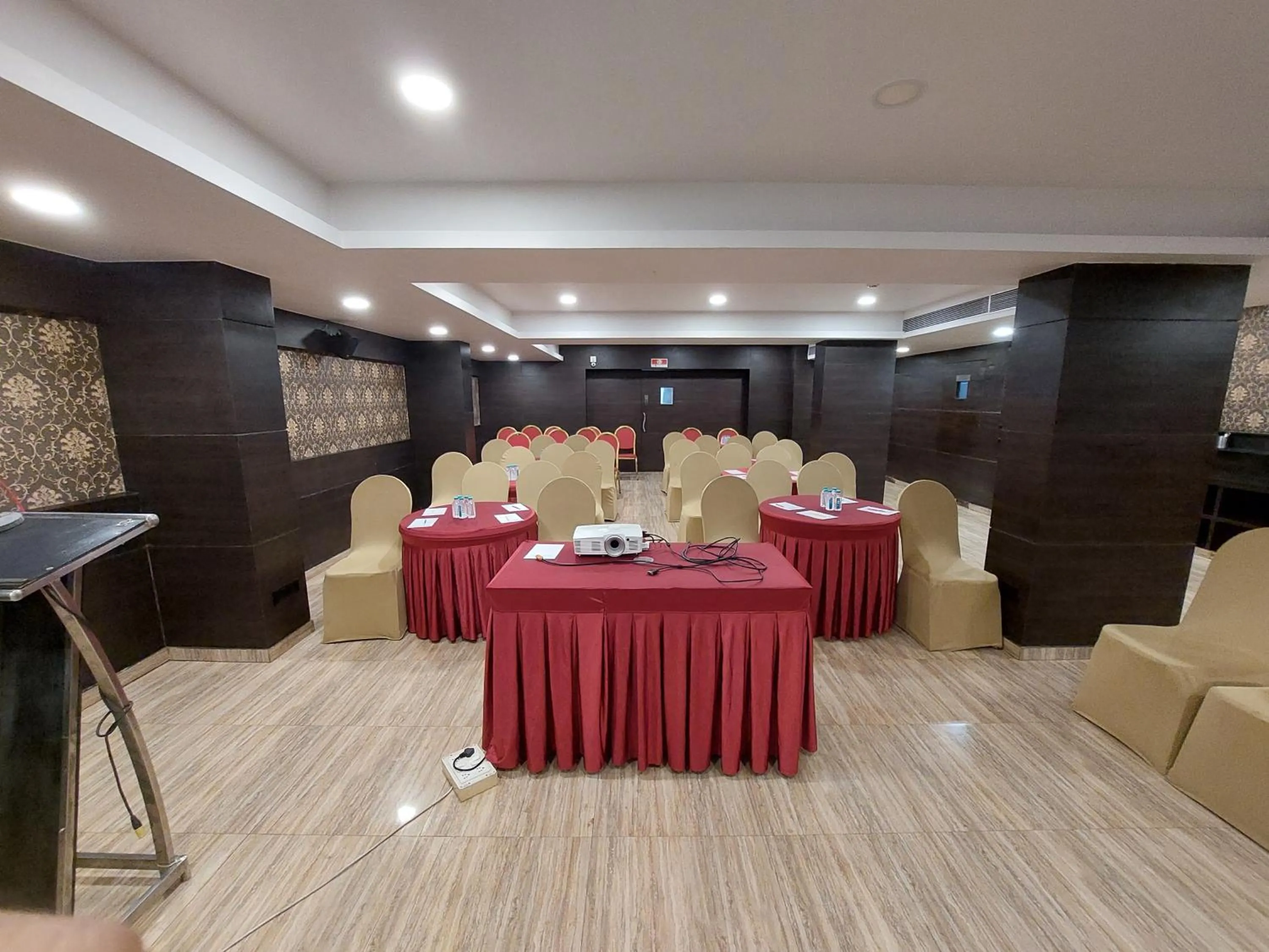Banquet/Function facilities in Central Beacon Hotel