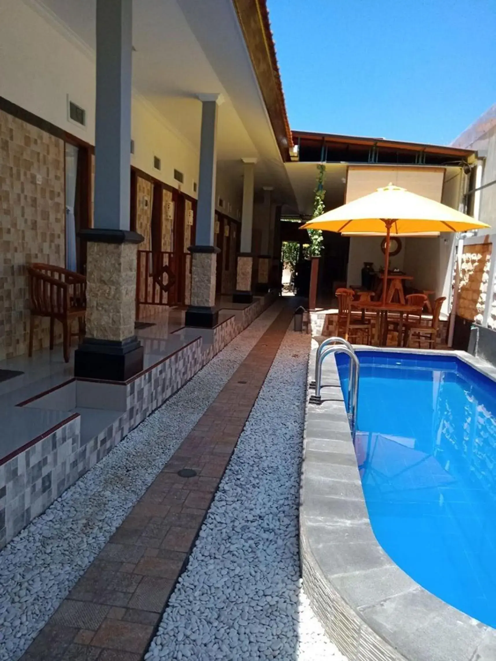 Swimming pool in Gedhong Hostel Swimming pool in Gedhong Hostel