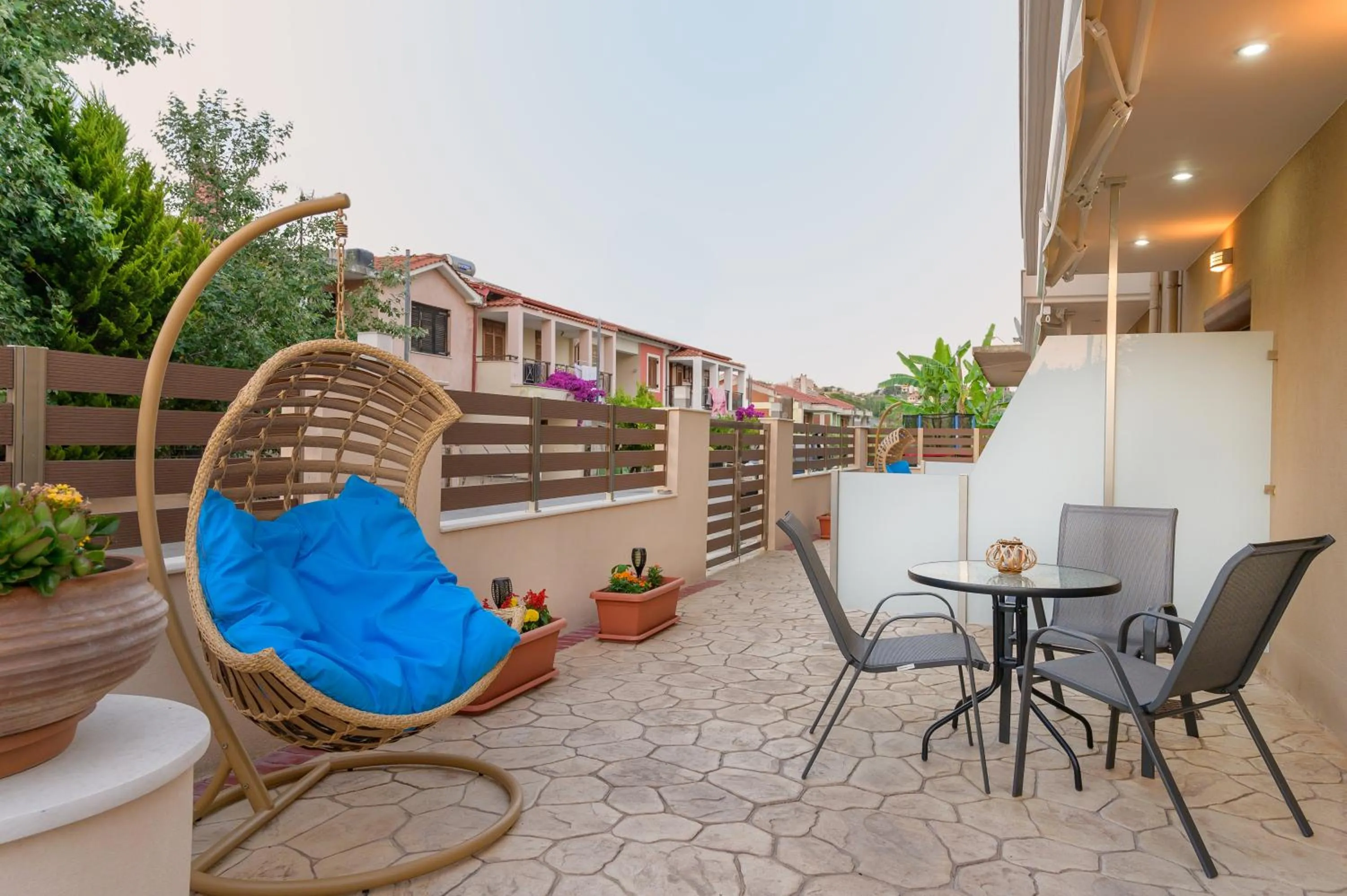 Patio in M&B boutique apartments