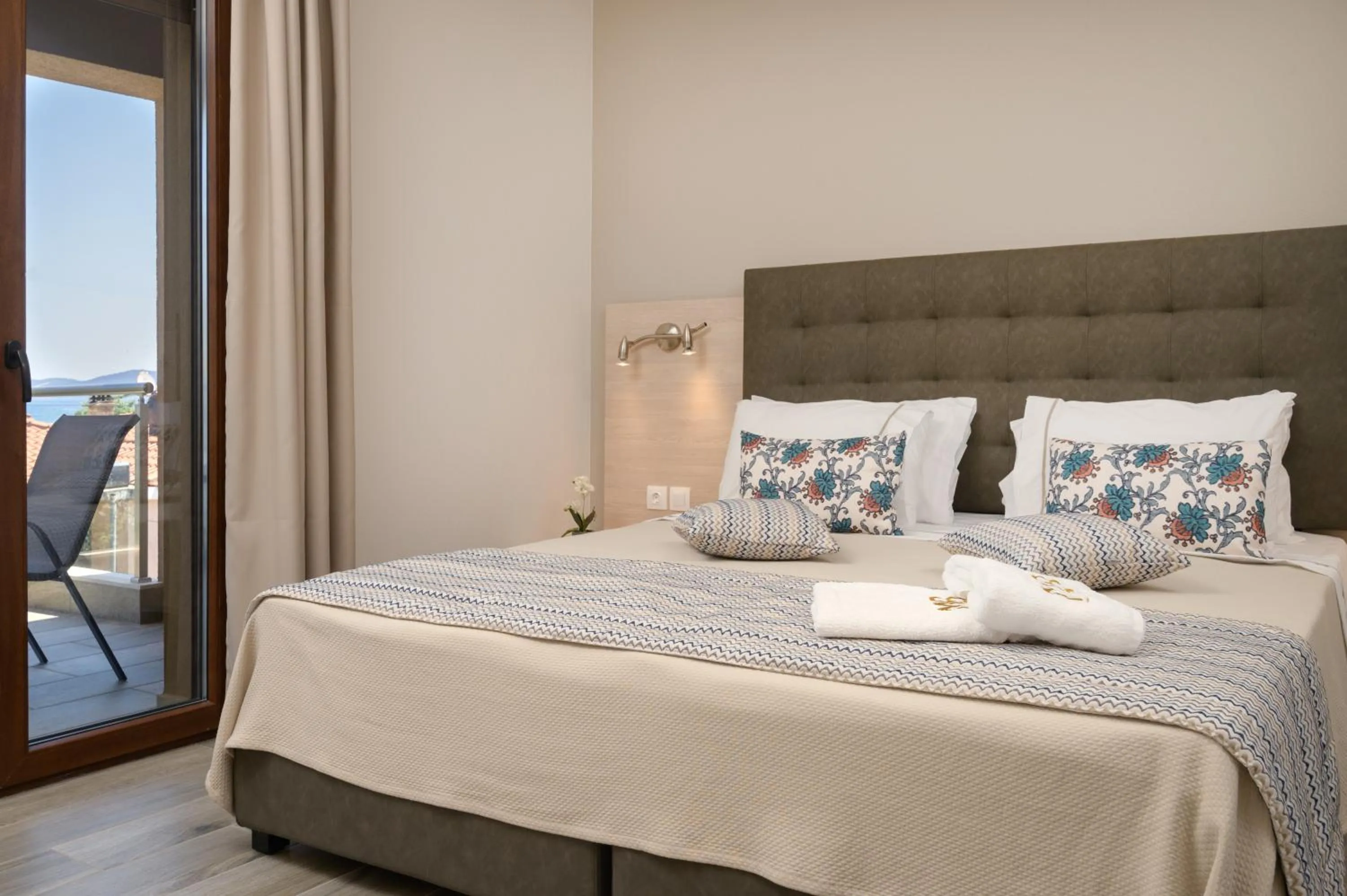 Bed in M&B boutique apartments