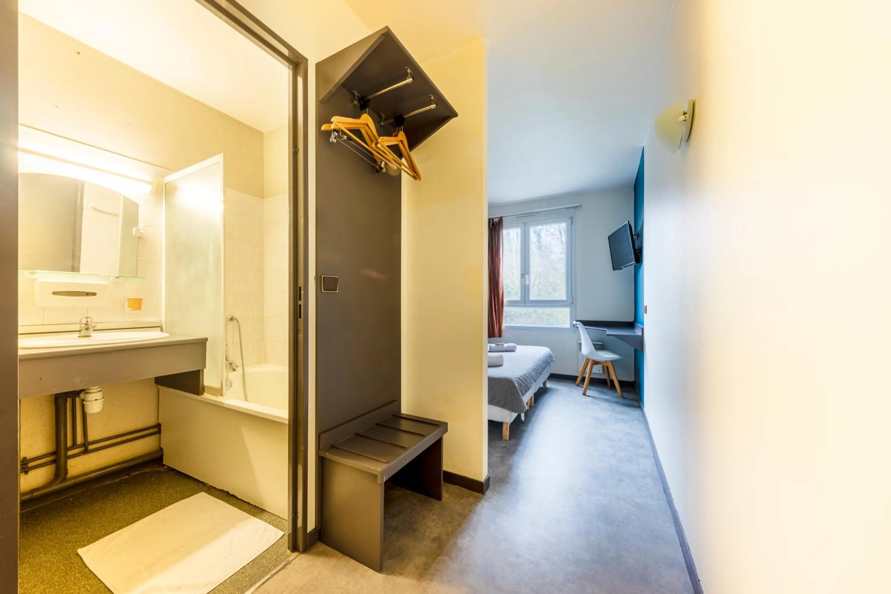 Hôtel La Nonette ASTERIX, CDG AIRPORT & PARIS CENTRE