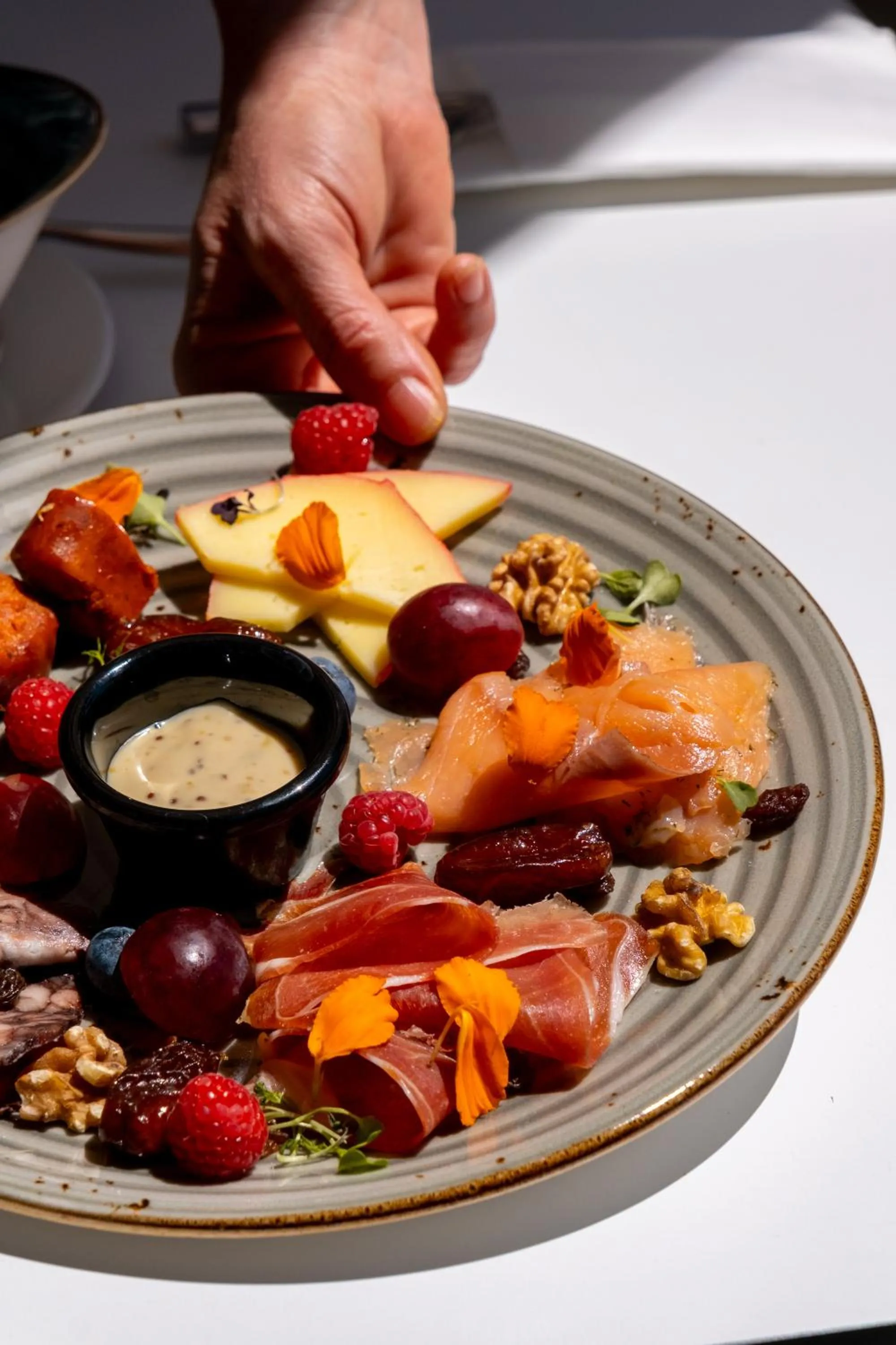 Buffet breakfast in Onmood Cala Ratjada - Bed & Brunch