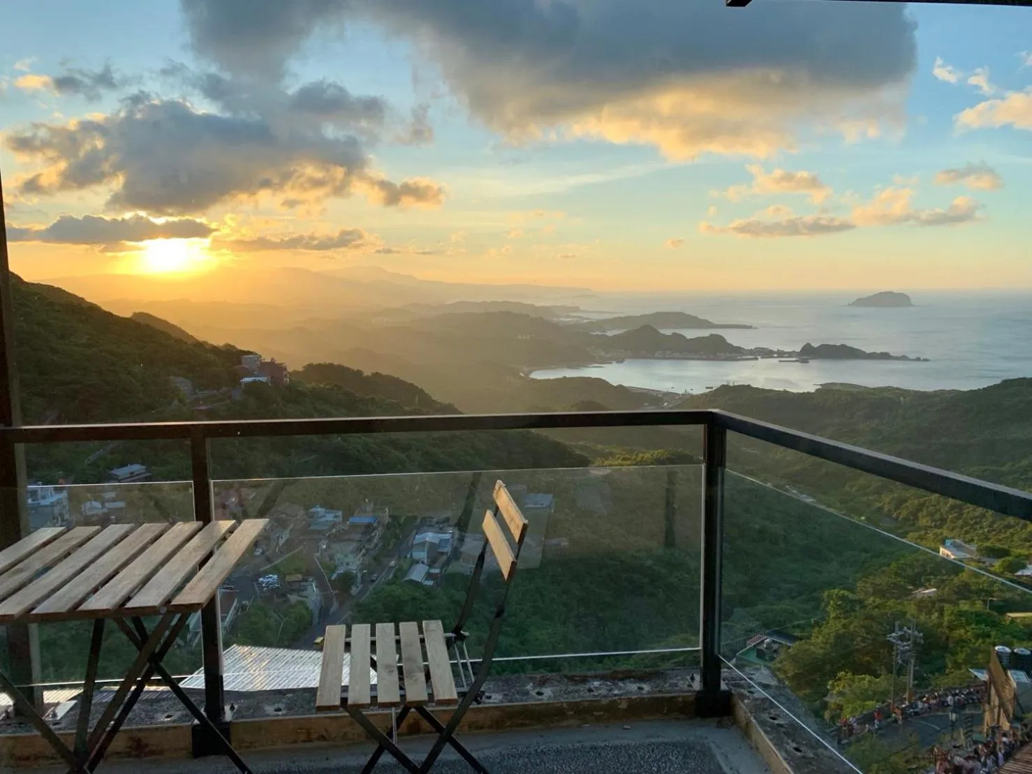 Deluxe Double or Twin Room with Sea View in Two Easy Inn