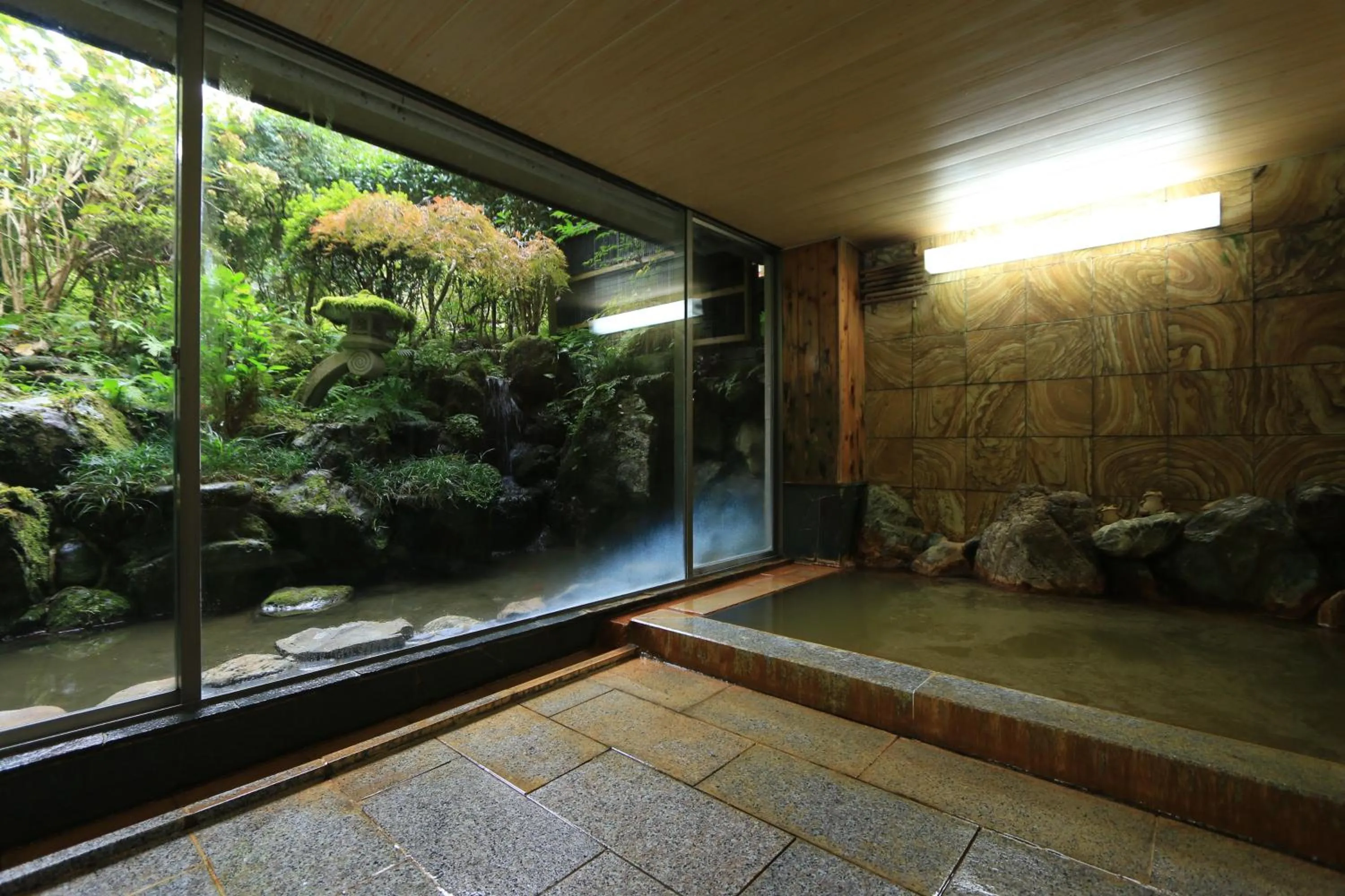 Bathroom in Yoshinoonsen Motoyu