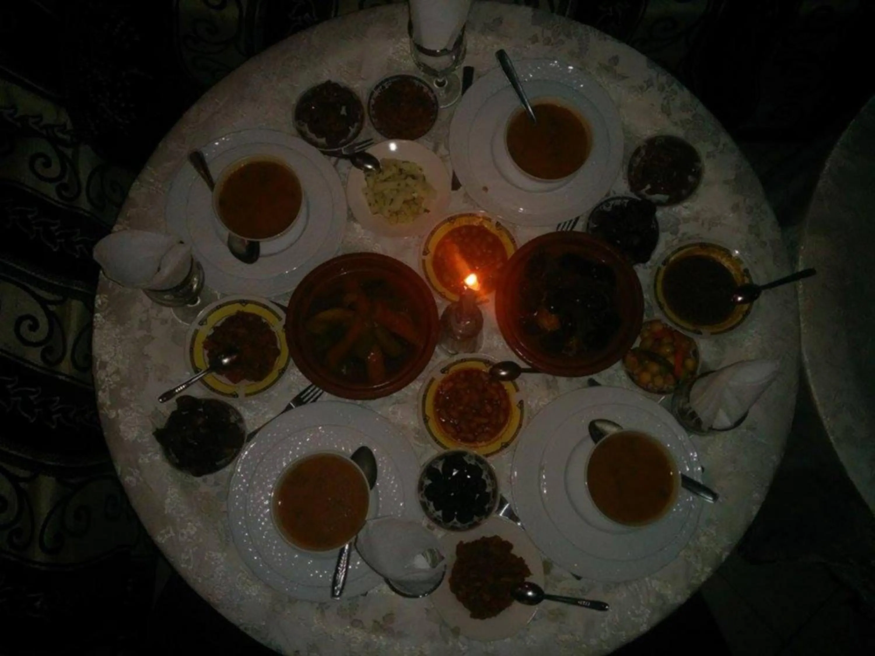 Restaurant/places to eat in Riad El Bacha