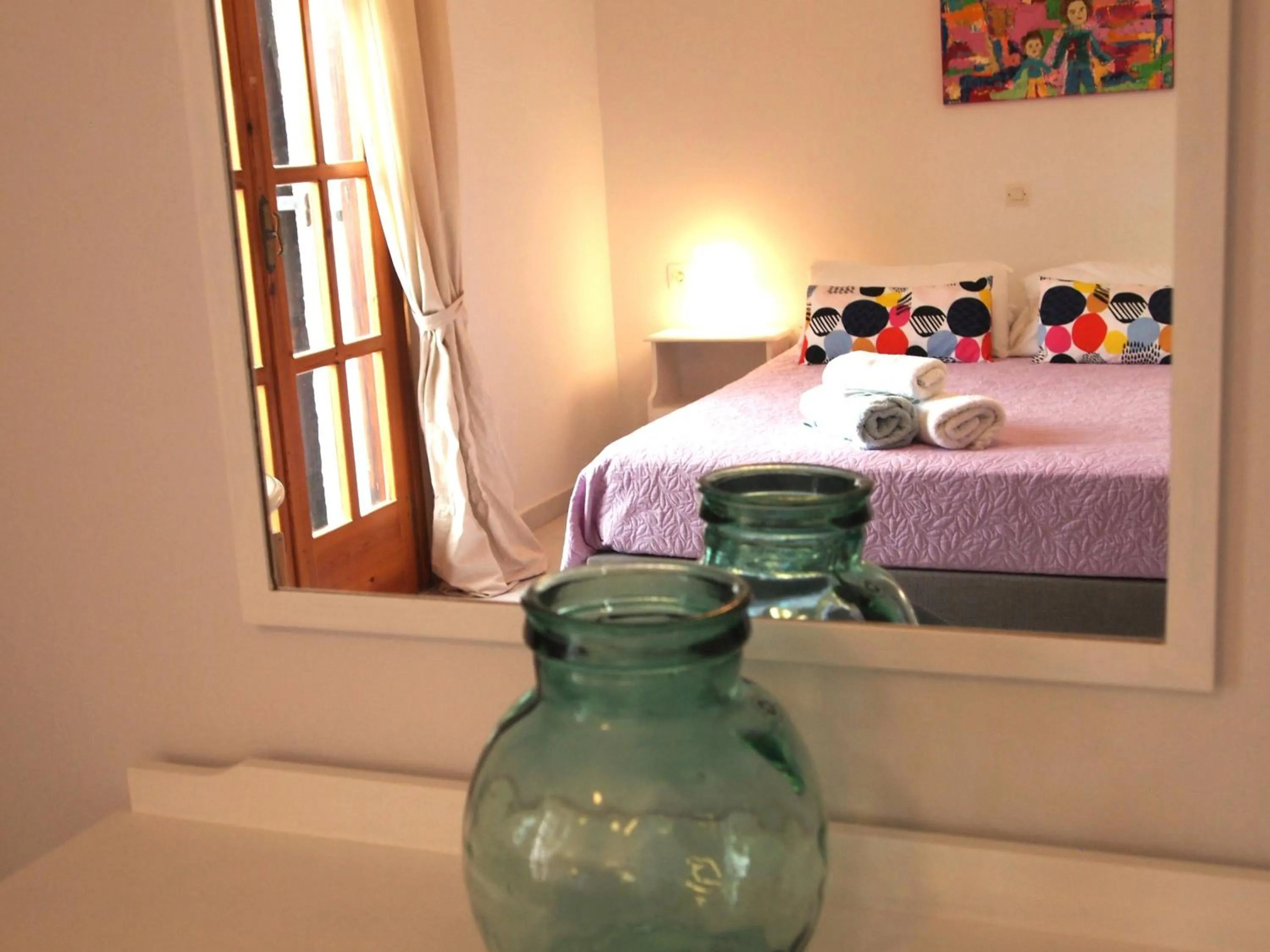 Bed in Emerald
