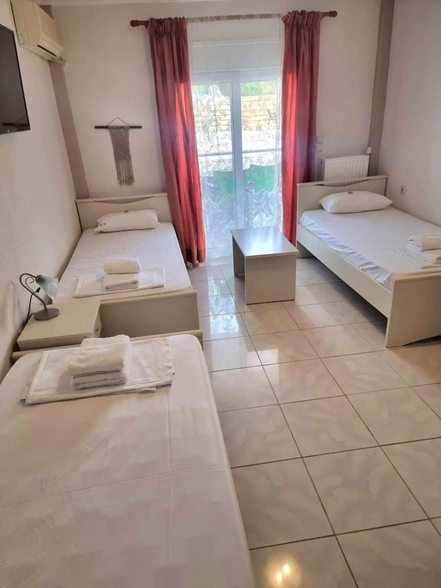 Studio with Garden View (3 Adults) in Hotel Nautilos Studio with Garden View (3 Adults) in Hotel Nautilos