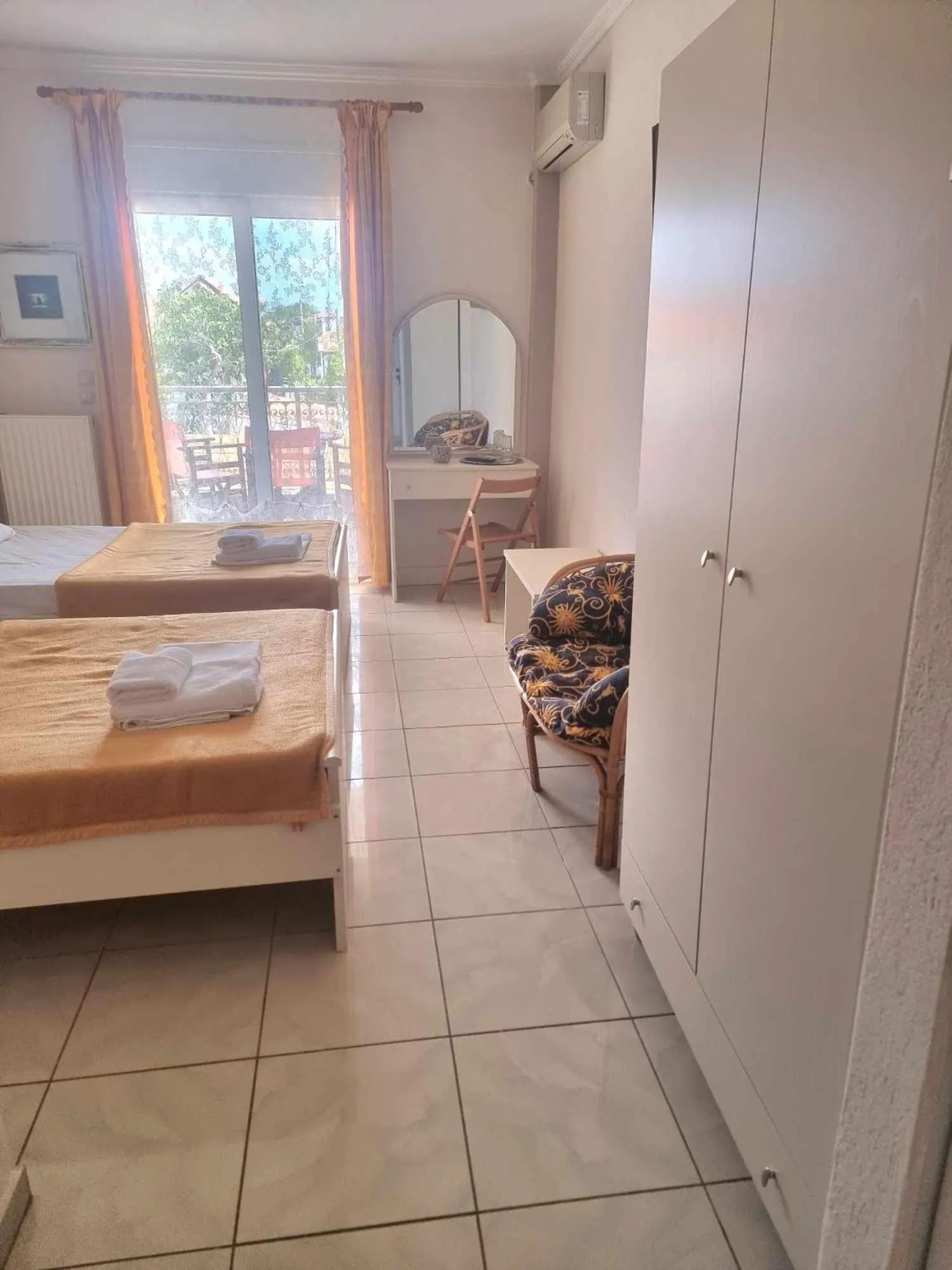 Bed in Hotel Nautilos