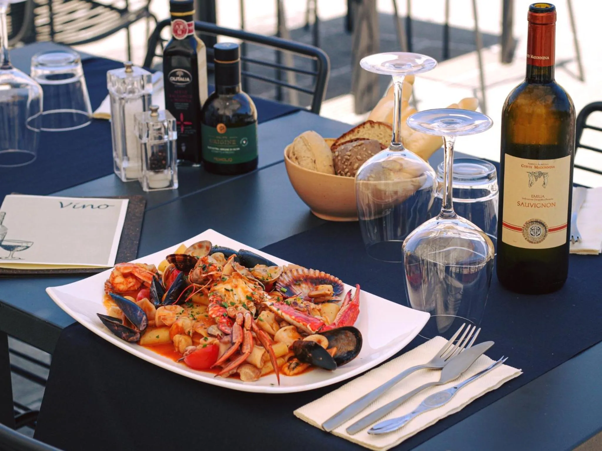 Restaurant/places to eat in Locanda del Delta