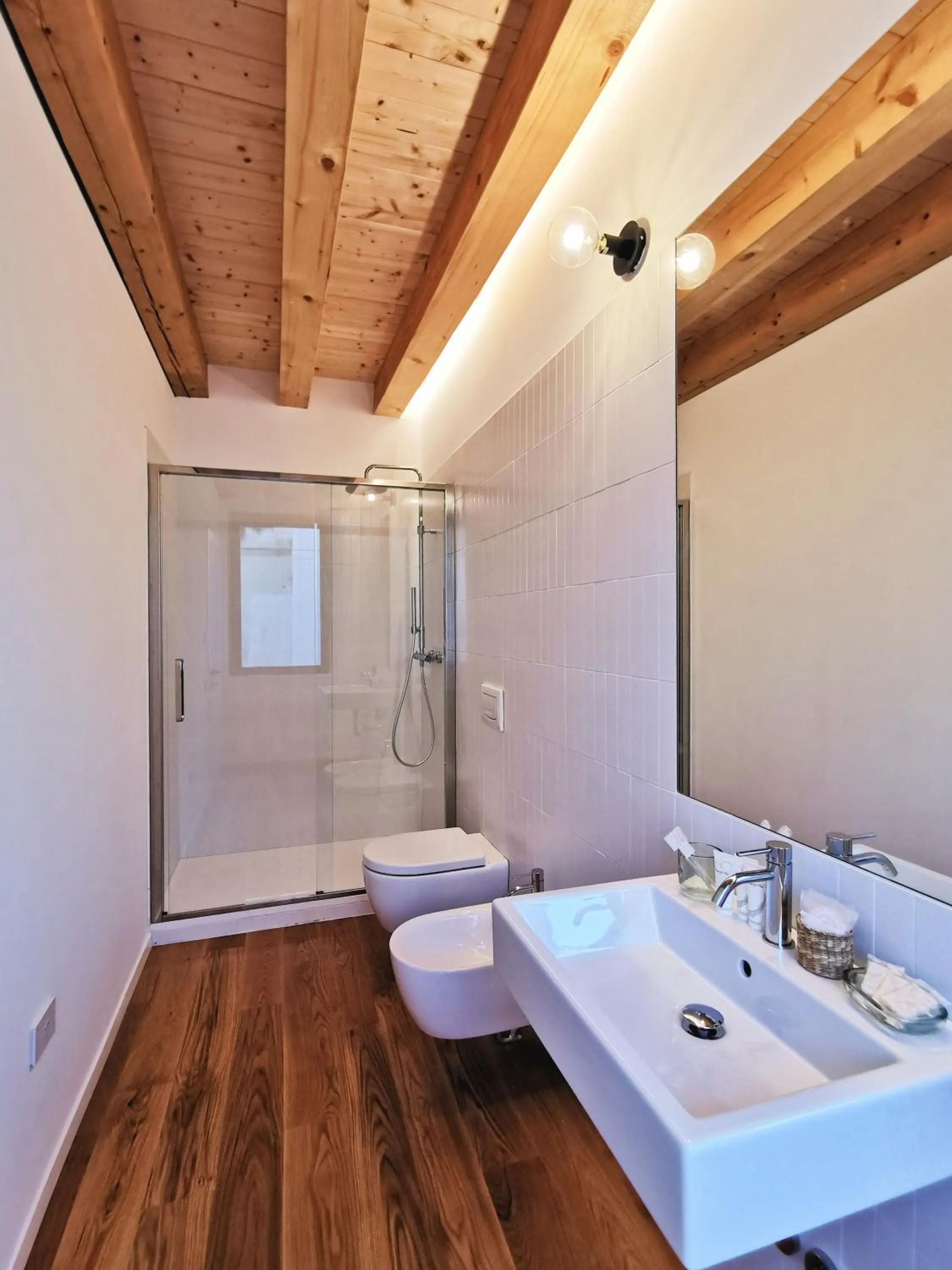 Bathroom in Locanda del Delta