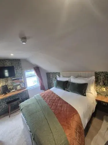 Cozy Double Room - single occupancy in The Curious Pig in the Parlour Cozy Double Room - single occupancy in The Curious Pig in the Parlour