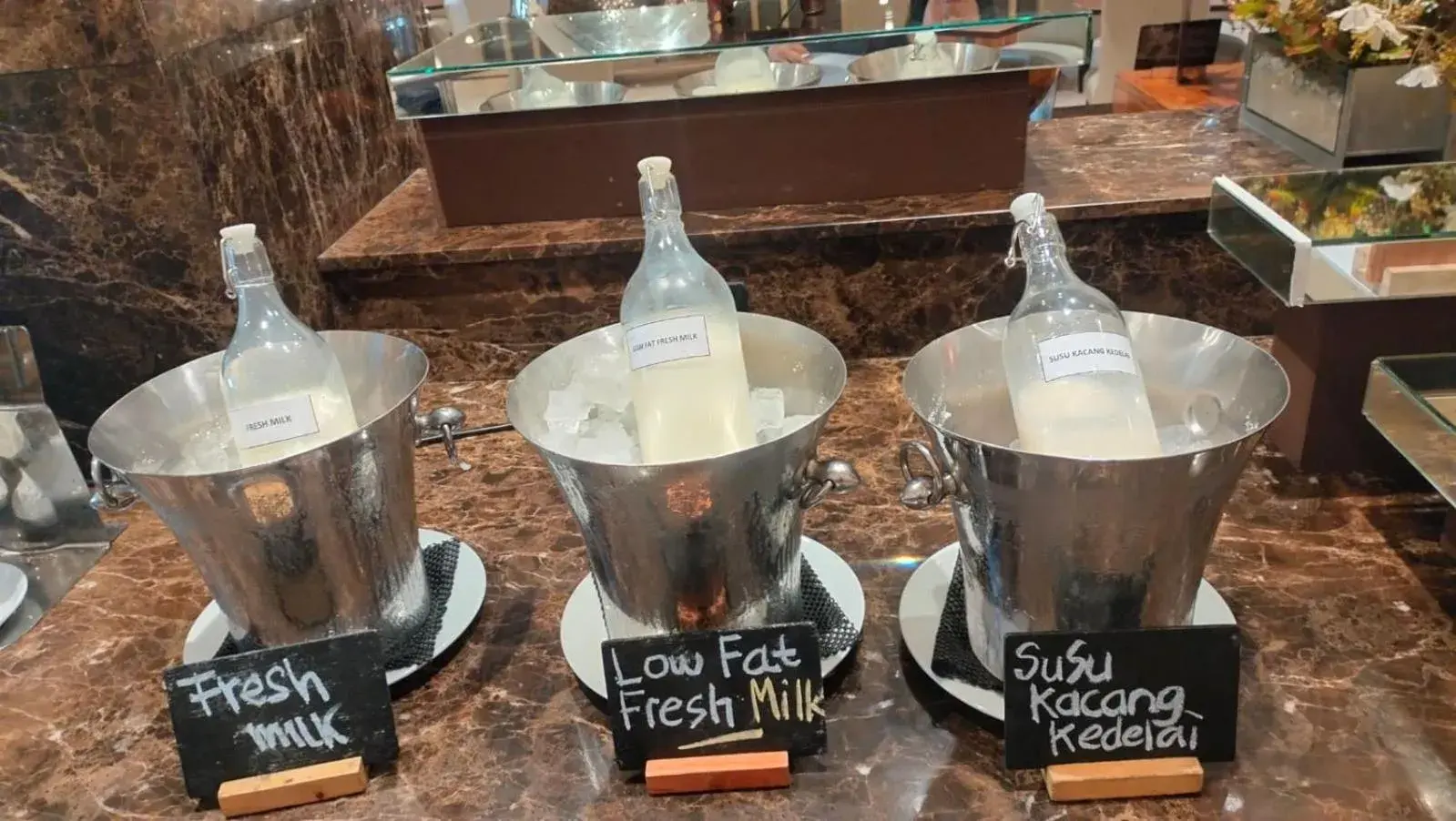 Restaurant/places to eat in Orchardz Hotel Industri Jakarta Kemayoran Restaurant/places to eat in Orchardz Hotel Industri Jakarta Kemayoran