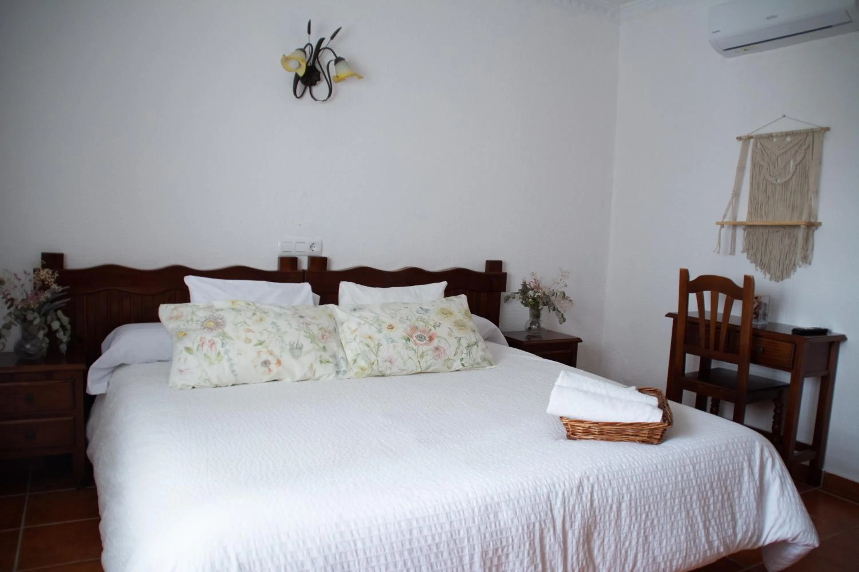 Photo of the whole room, Bed in Hostal Rural La Plata Parking Incluido