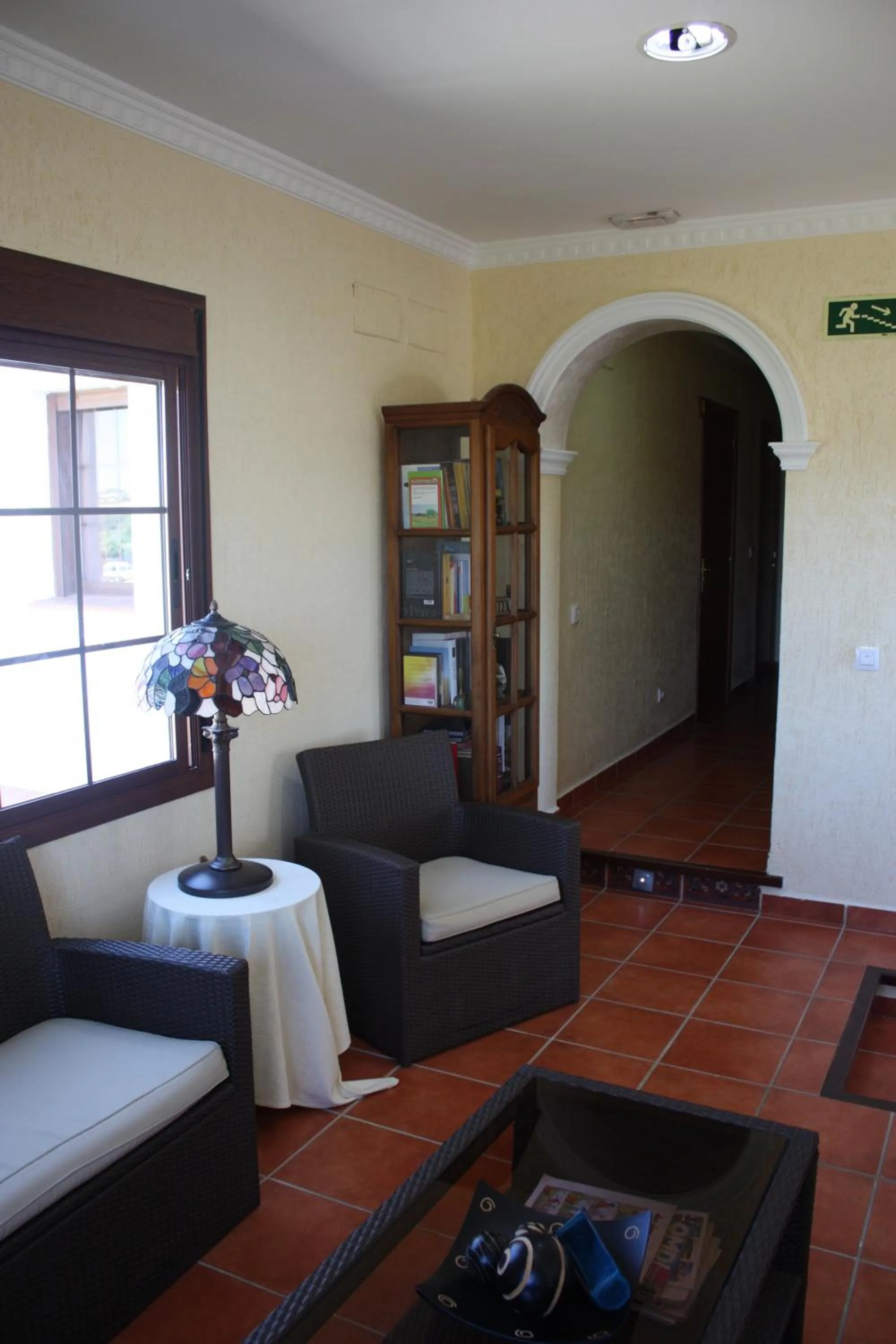 Library in Hostal Rural La Plata Parking Incluido