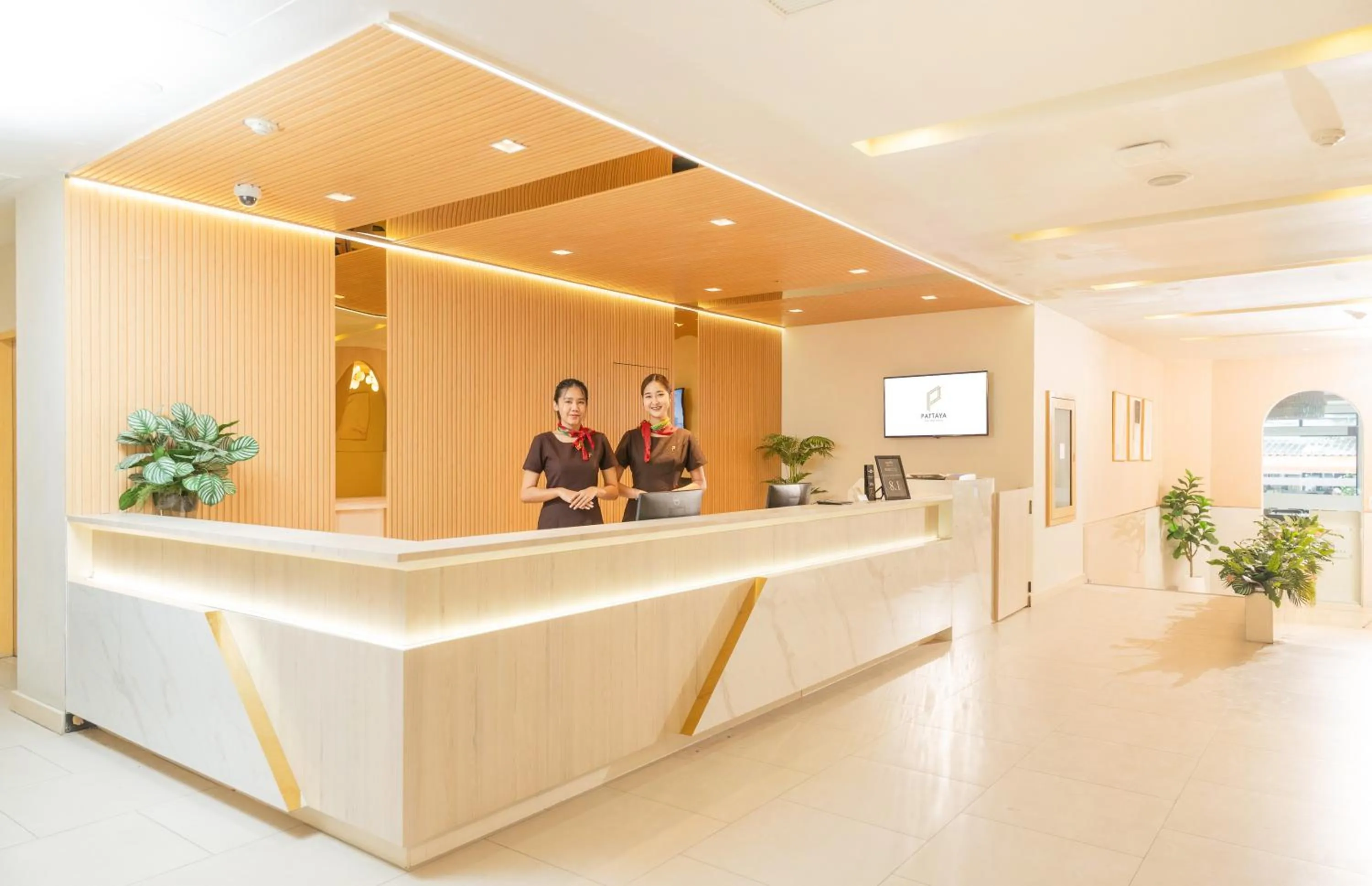 Lobby or reception in Pattaya Sea View Hotel - SHA Extra Plus