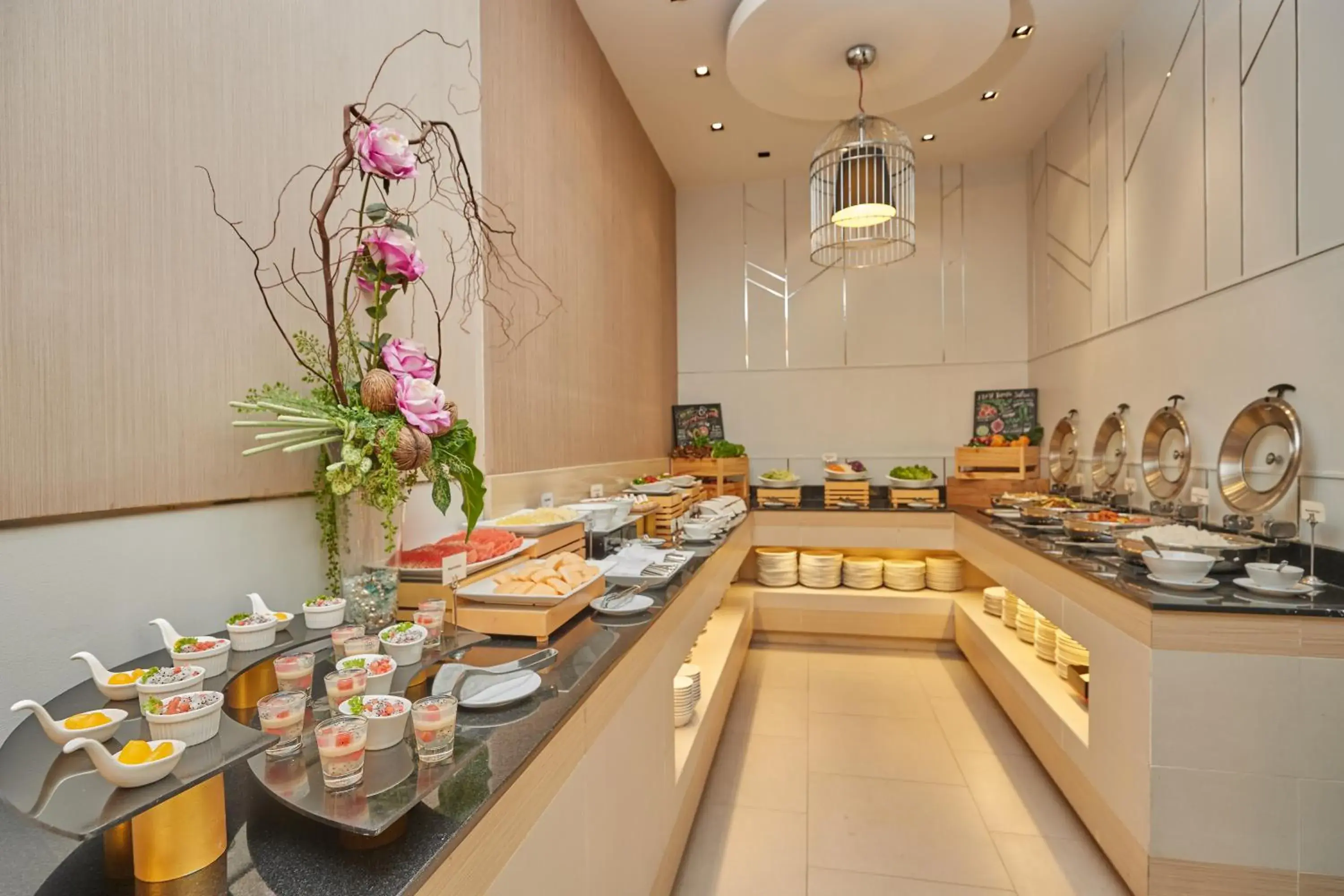 Buffet breakfast in Pattaya Sea View Hotel - SHA Extra Plus