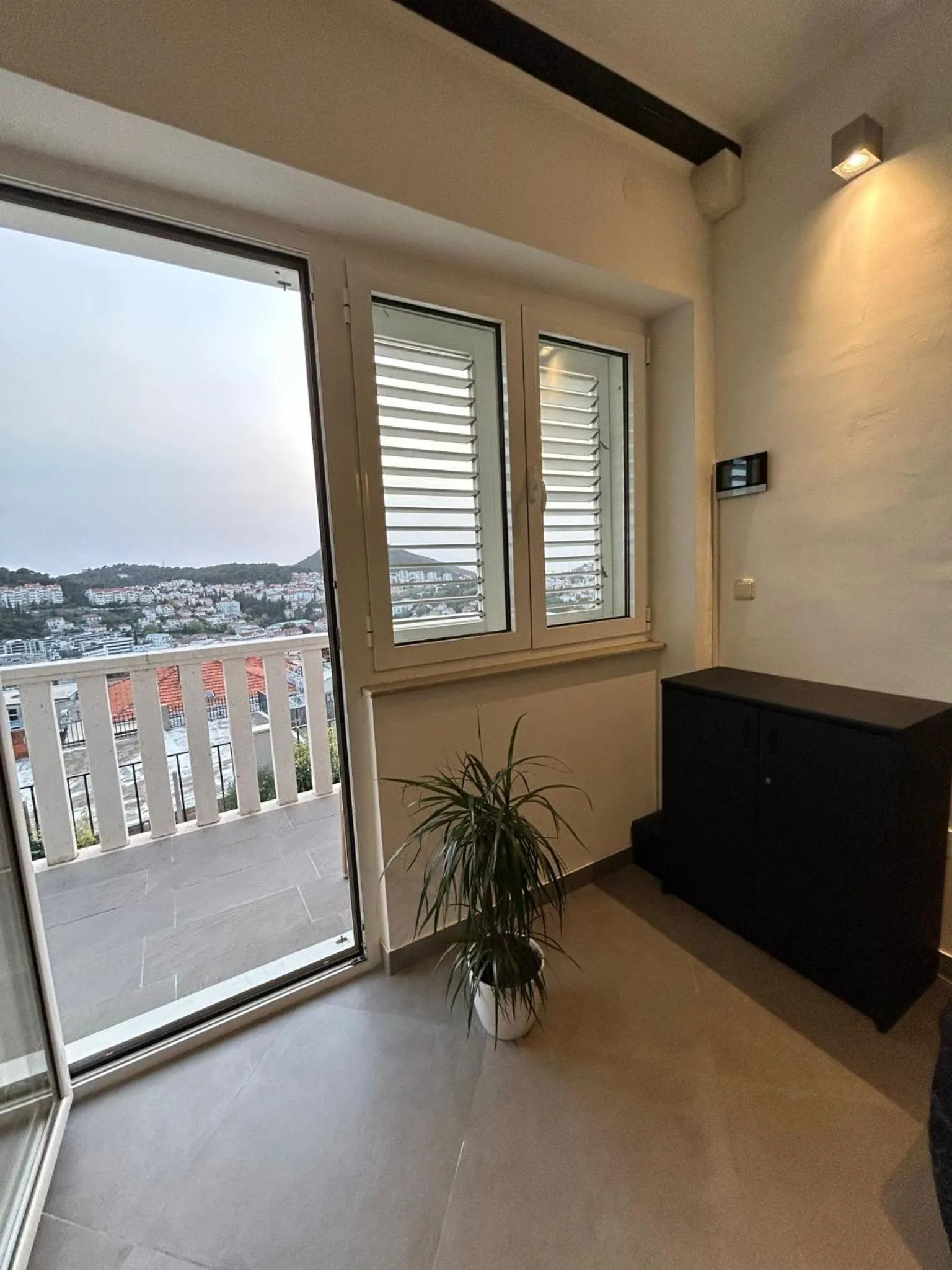 Balcony/Terrace in Perina Apartment - free parking