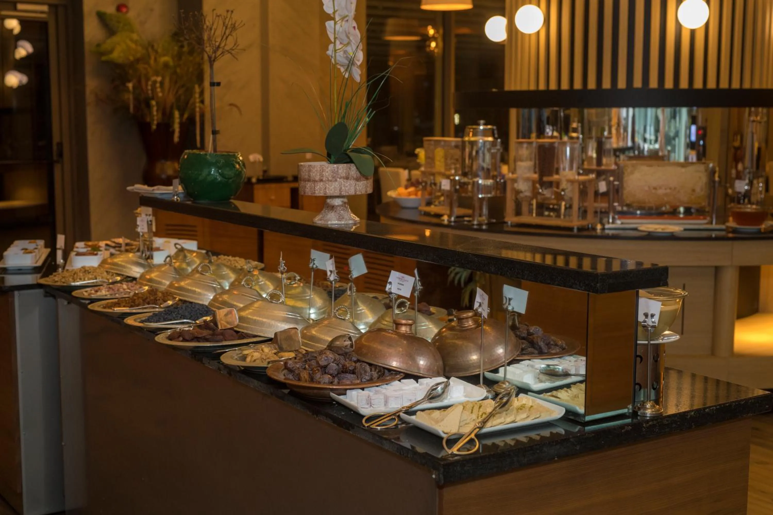 Restaurant/places to eat in Crowne Plaza Kayseri by IHG