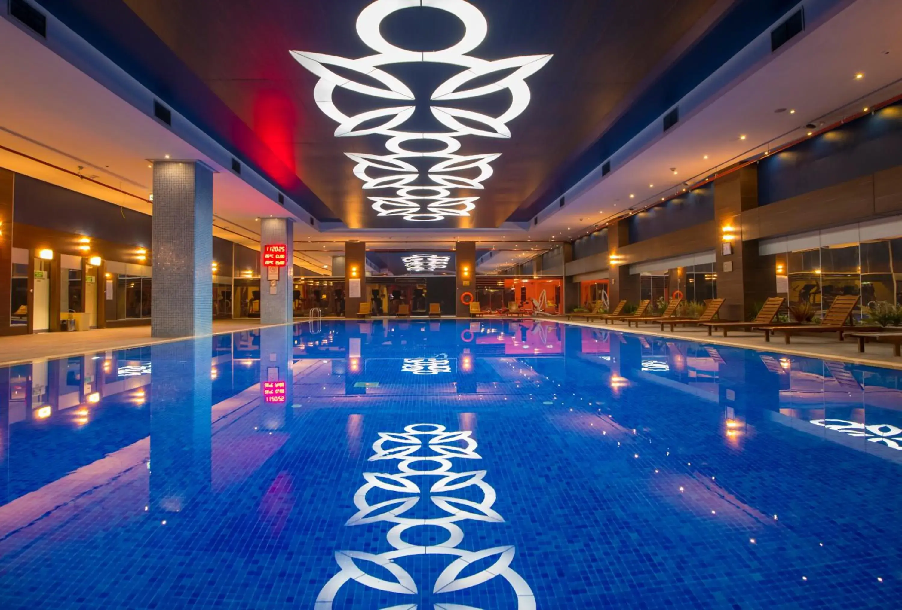 Swimming pool in Crowne Plaza Kayseri by IHG Swimming pool in Crowne Plaza Kayseri by IHG
