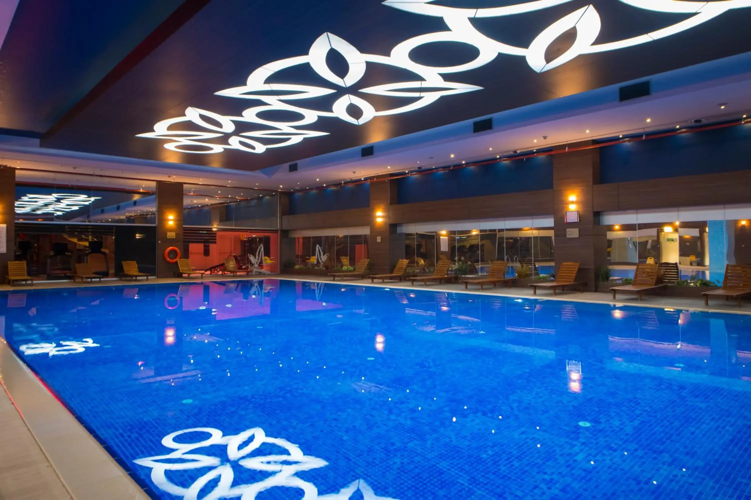 Pool view in Crowne Plaza Kayseri by IHG Pool view in Crowne Plaza Kayseri by IHG