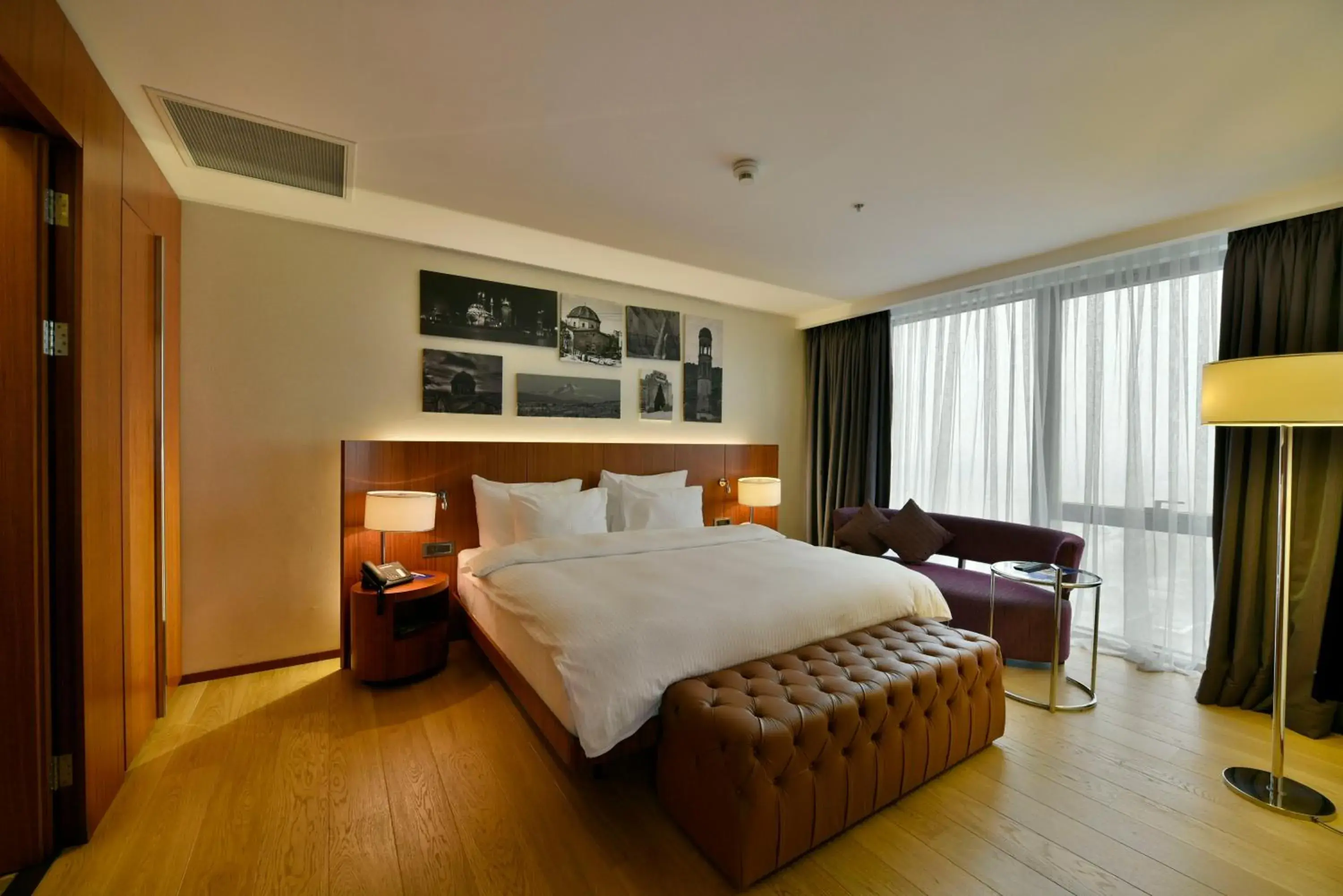Suite - single occupancy in Ommer Hotel Suite - single occupancy in Ommer Hotel