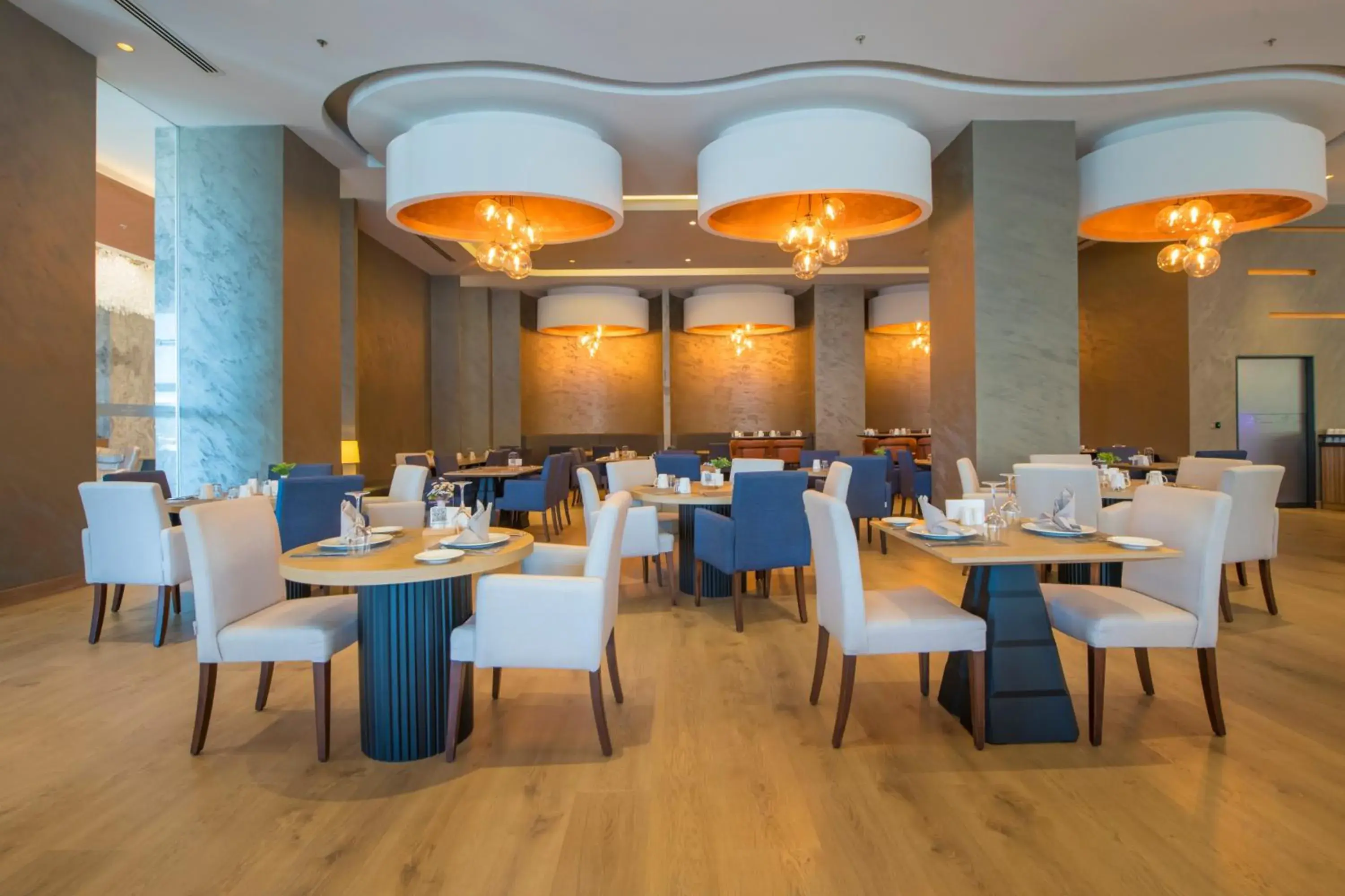 Restaurant/places to eat in Crowne Plaza Kayseri by IHG Restaurant/places to eat in Crowne Plaza Kayseri by IHG