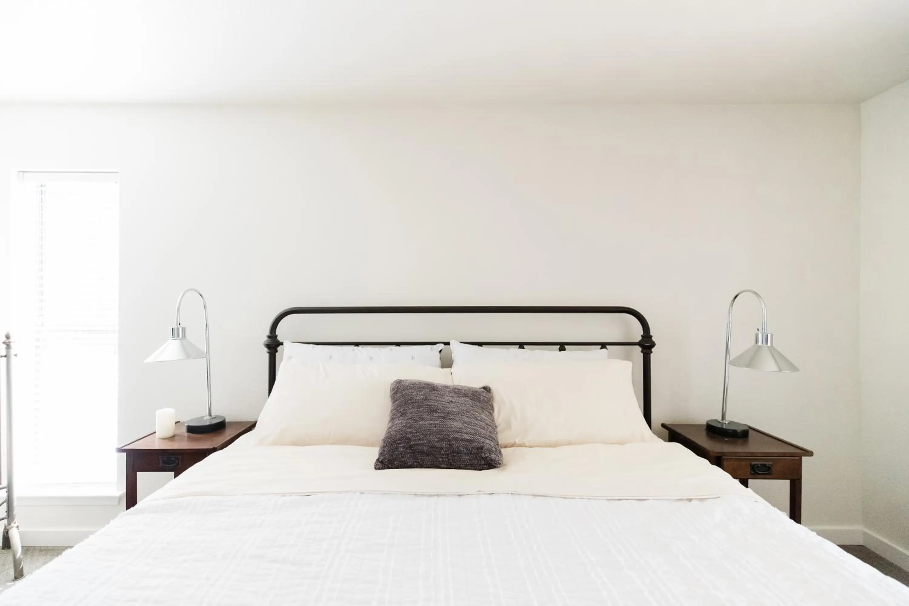 Bed in Moon Ranch - a gateway to Yosemite