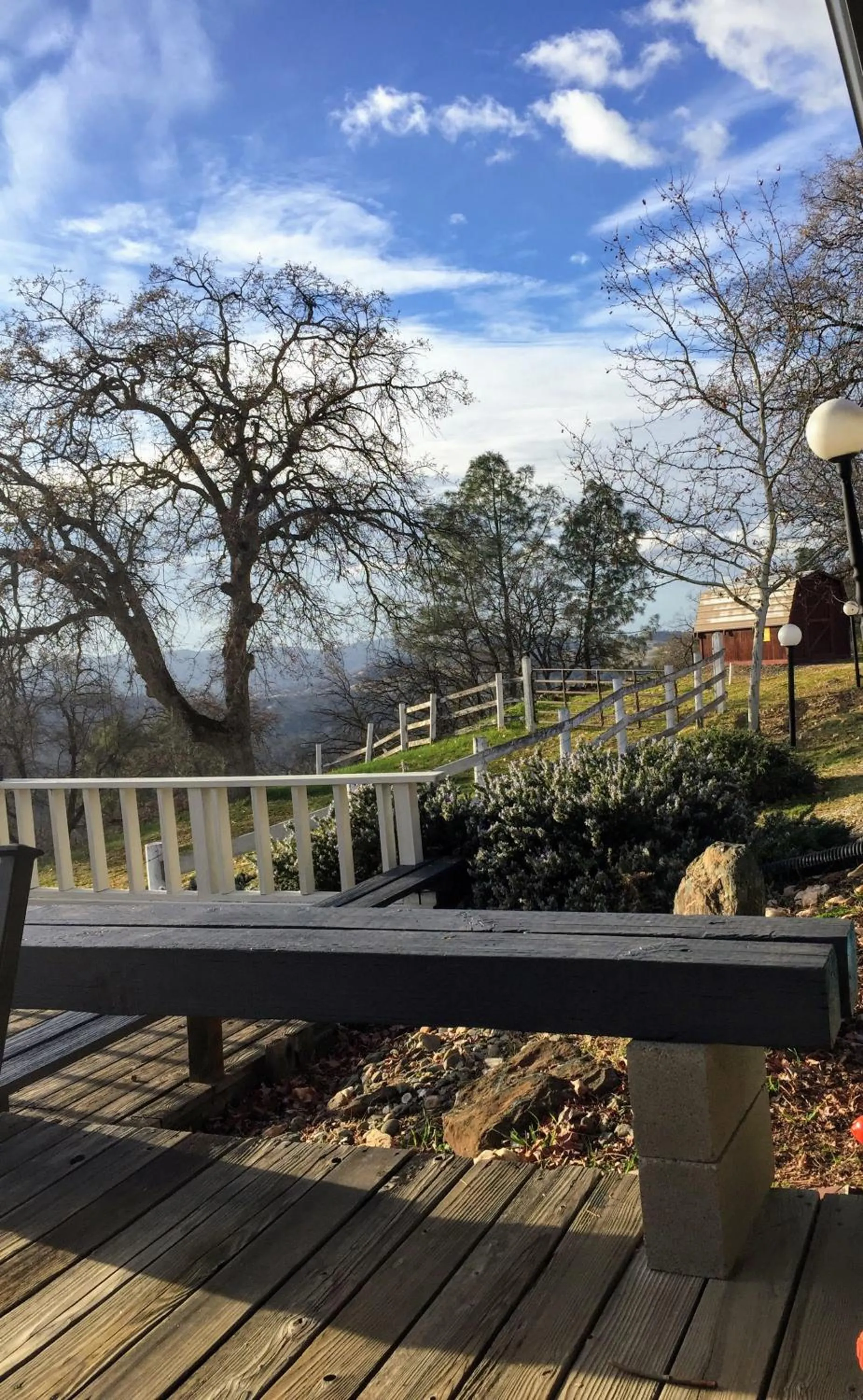 Balcony/Terrace in Moon Ranch - a gateway to Yosemite