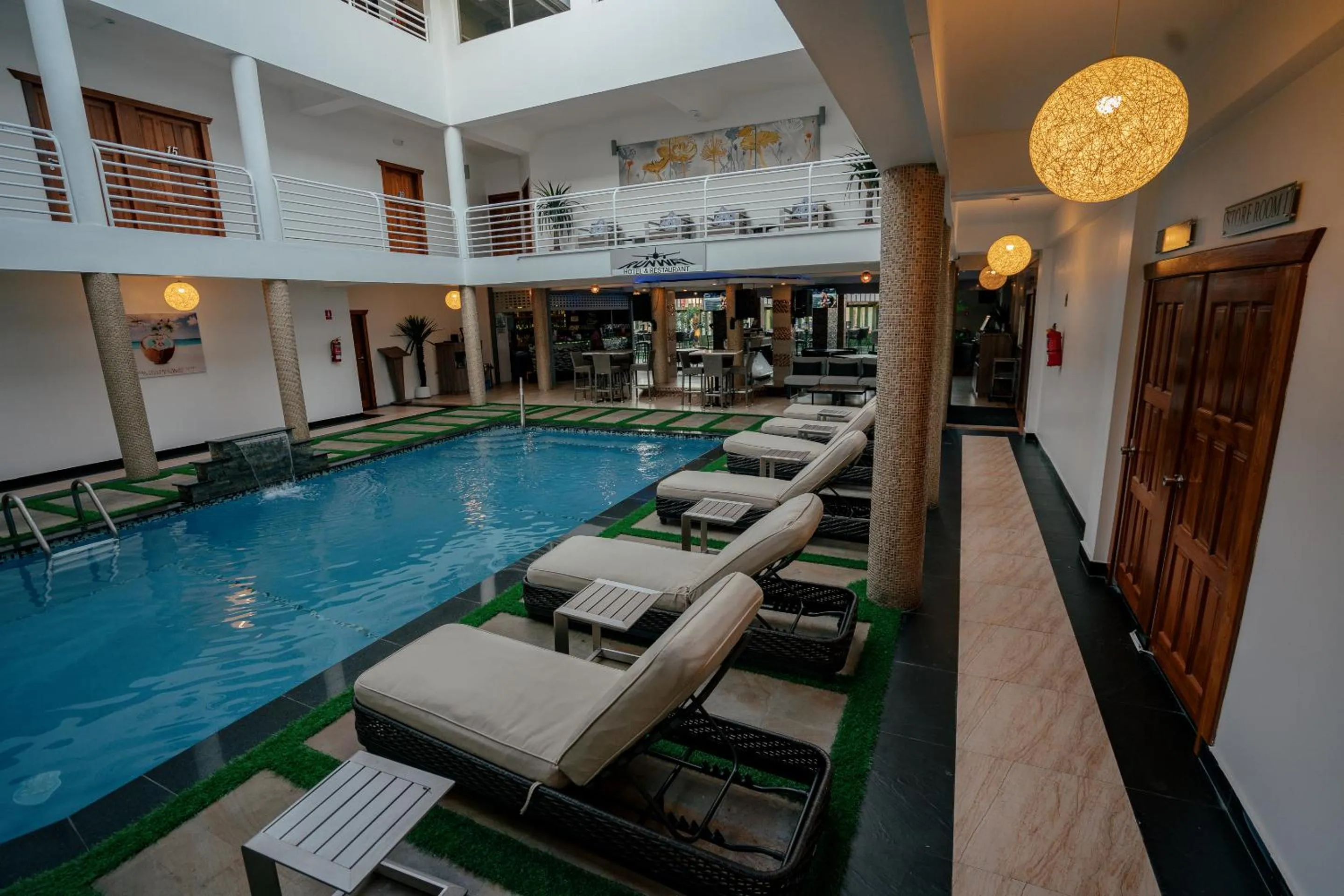 Swimming pool in Runway Hotel