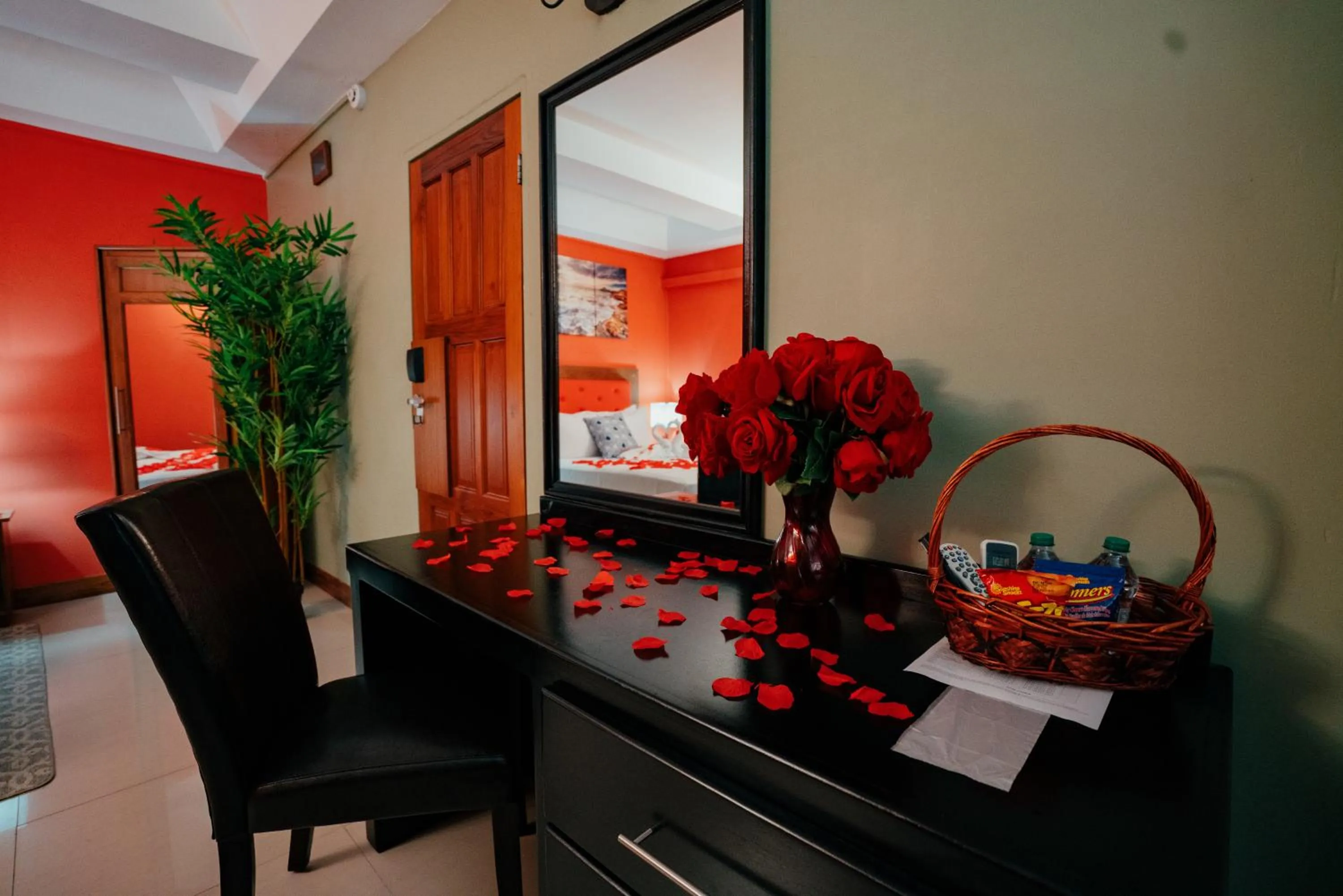 Food and drinks in Runway Hotel