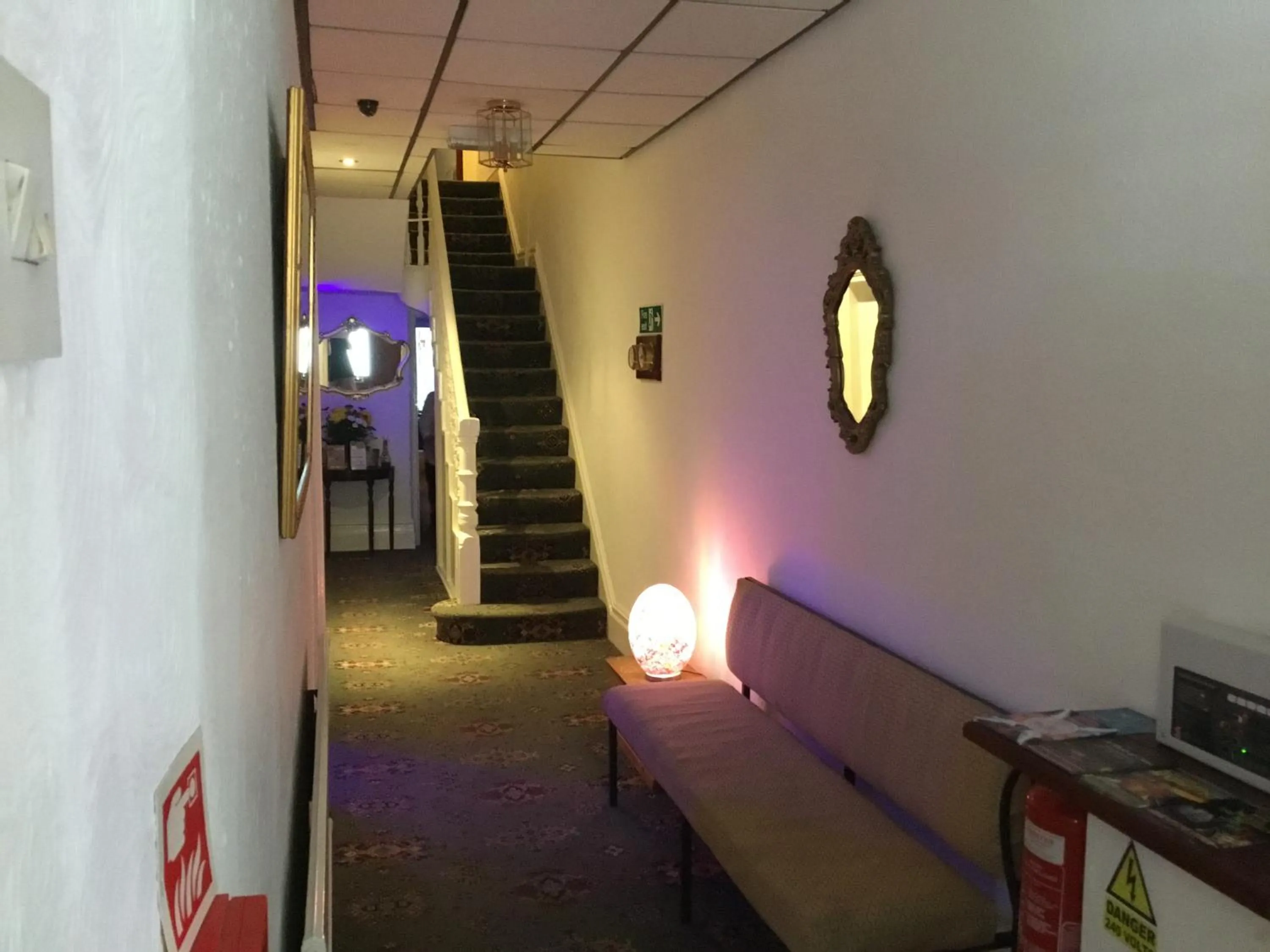 Area and facilities in Granville Hotel