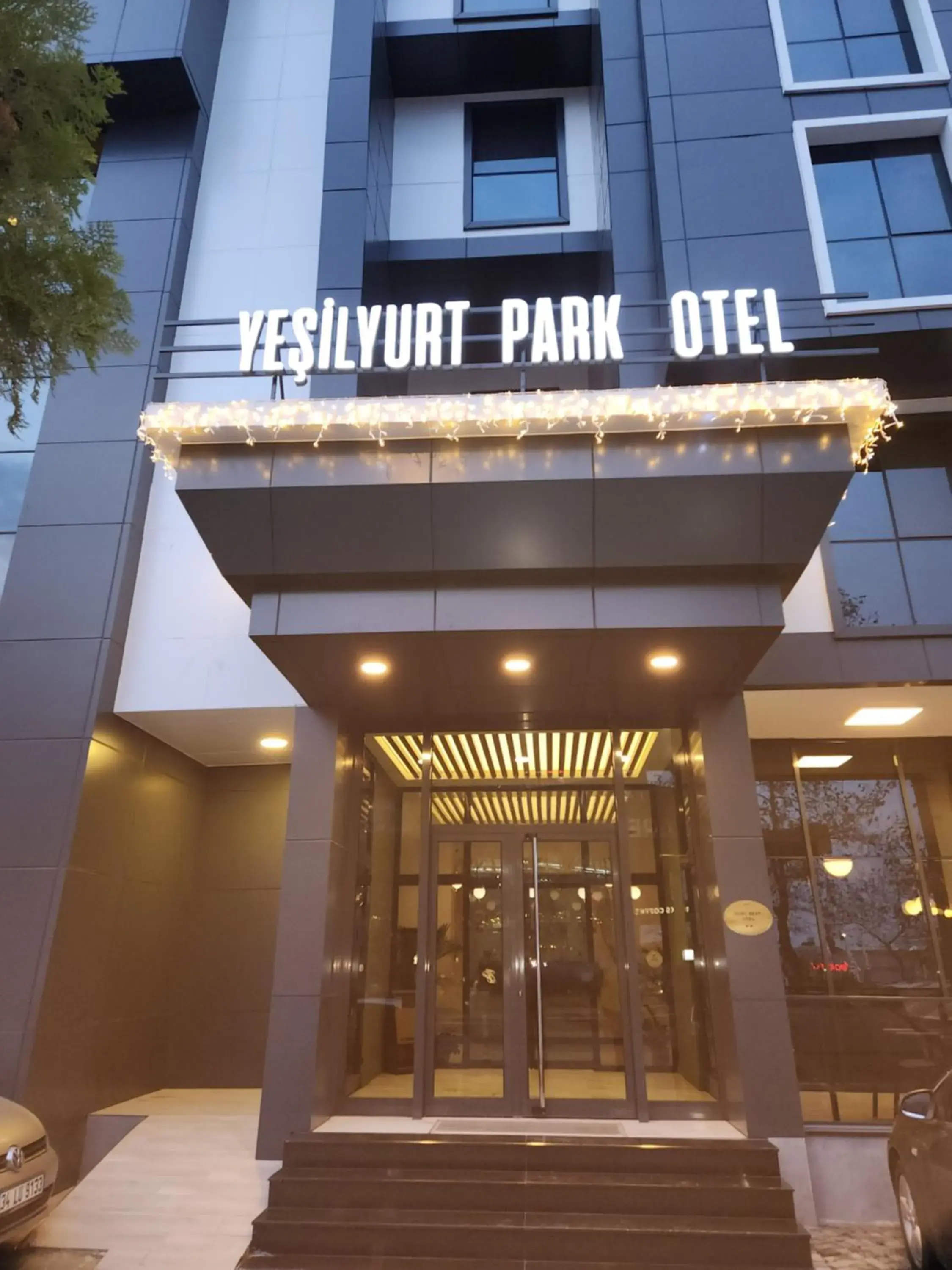 Property building in Yeşilyurt Park Otel Property building in Yeşilyurt Park Otel