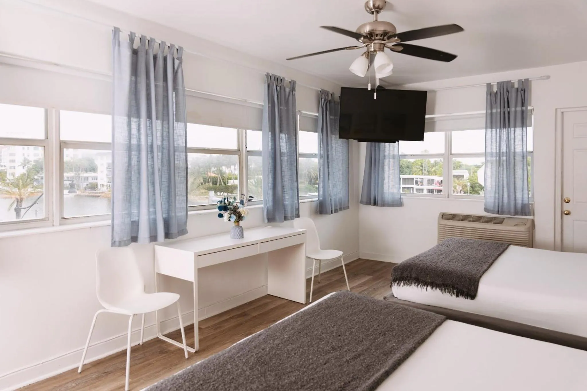 Bed in Lorraine Hotel