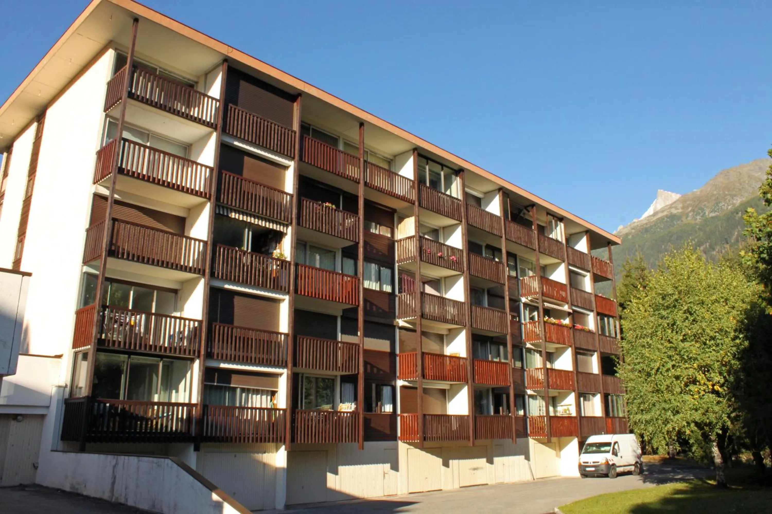 Property building in Apartment Arve - Chamonix Peaks Retreat